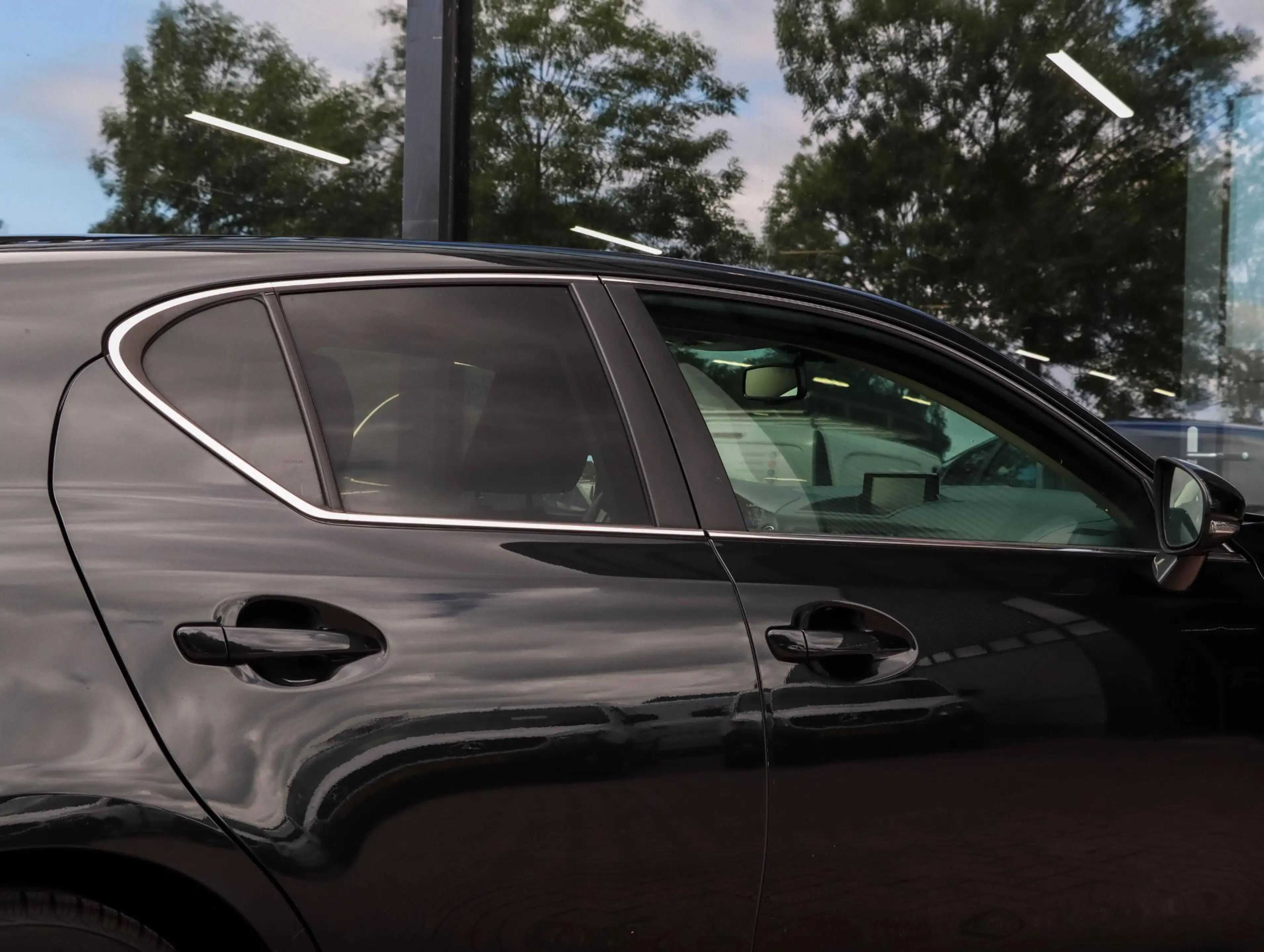 Lexus CT 200h Sport Edition — photo 13