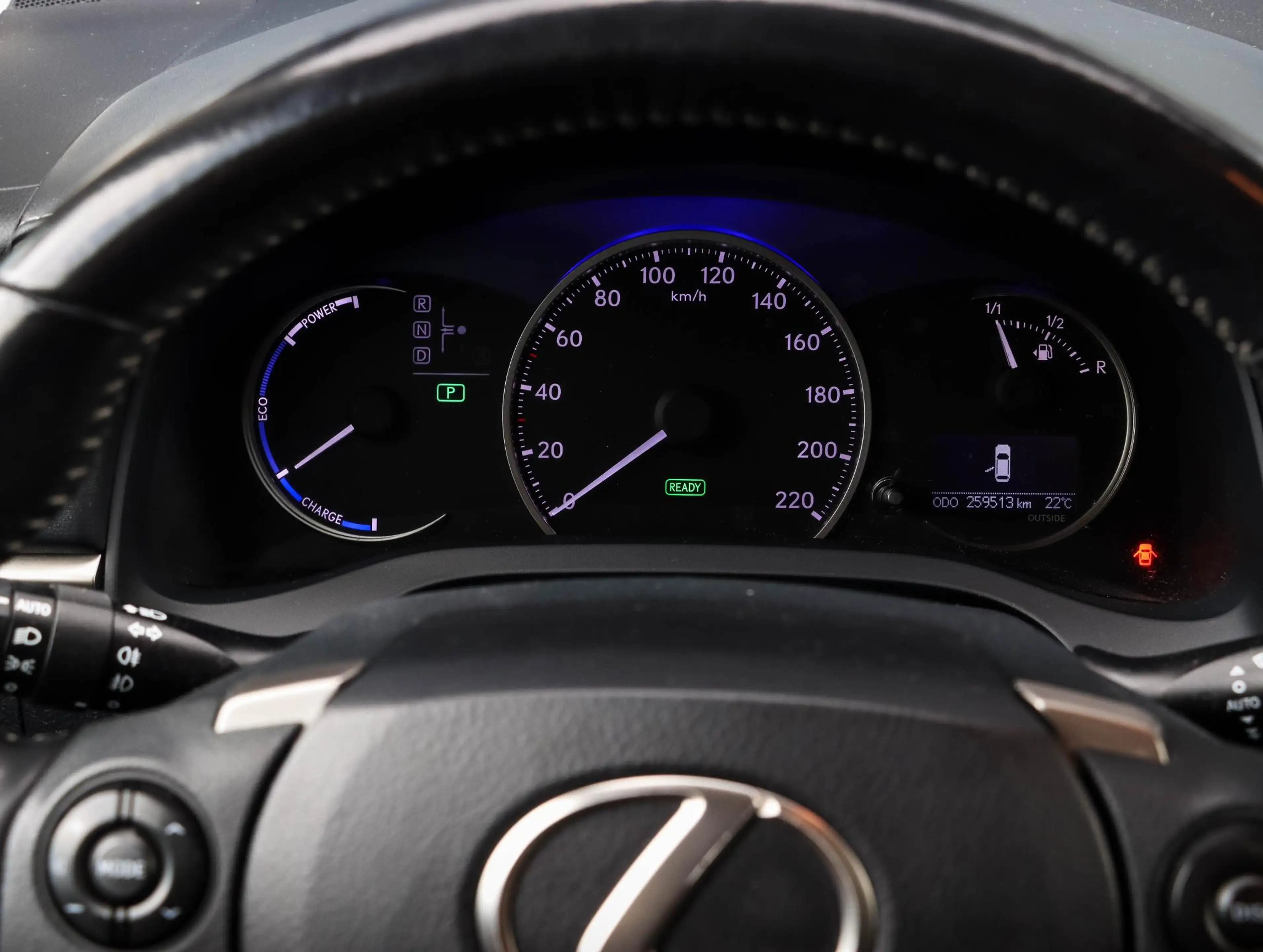 Lexus CT 200h Sport Edition — photo 8