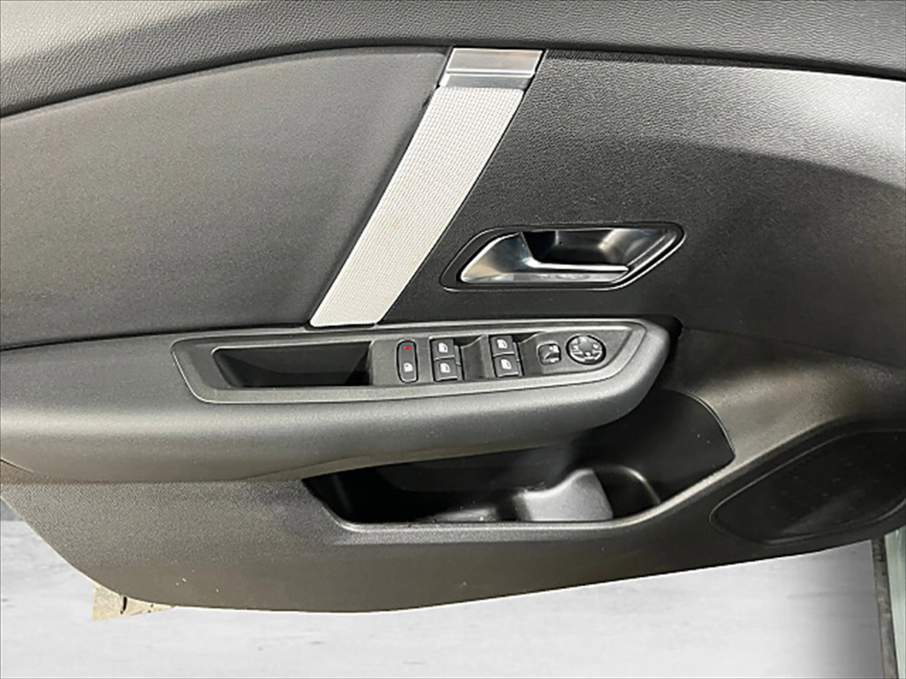 Citroen C4 1.2 PureTech 130 Max ACC LED Navi SHZ 2xKlima — photo 11