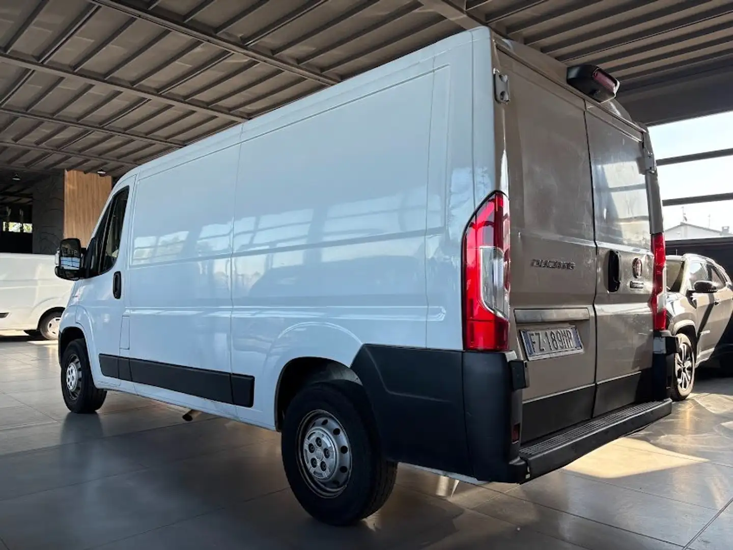 Fiat DUCATO 2.3 MTJ 140CV L1H1 NO IVA Wit - 2