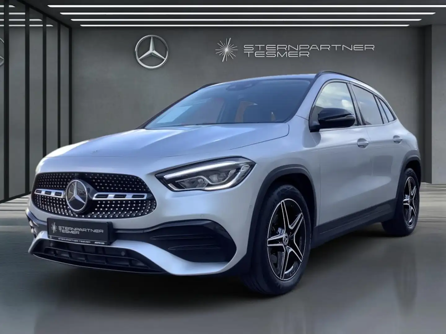 Mercedes-Benz GLA 180 d AMG Night LED AHK MBUX KAMERA Ambiente Argent - 2