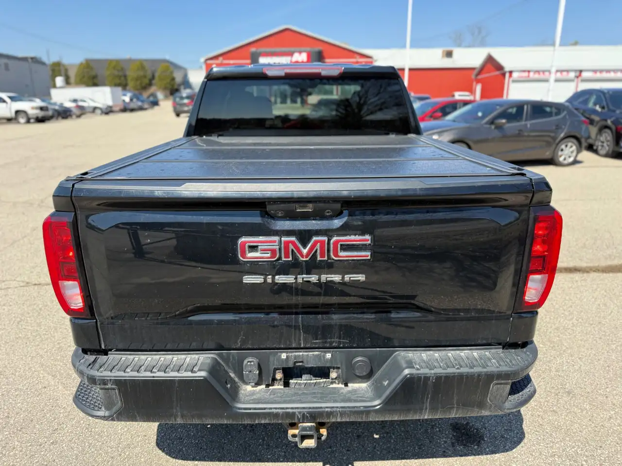 GMC Sierra 1500 снимка GMC Sierra 1500