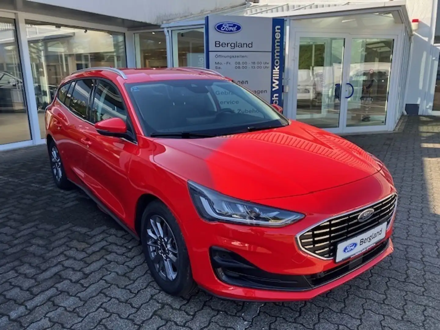 Ford Focus TITANIUM TURNIER 1.0l EB 125PS Winterpaket Rosso - 2