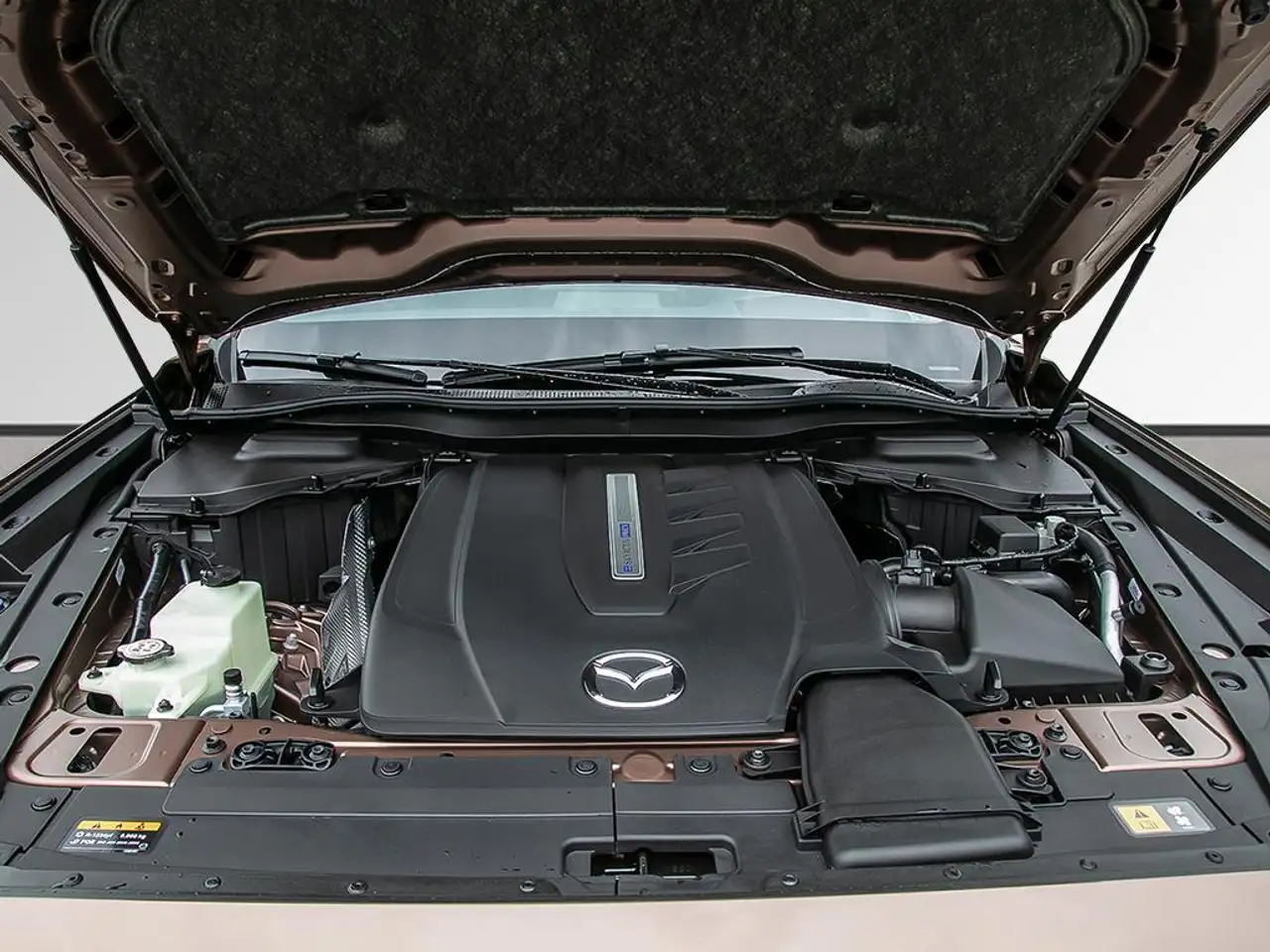 Mazda CX-70 PHEV снимка Mazda CX-70 PHEV