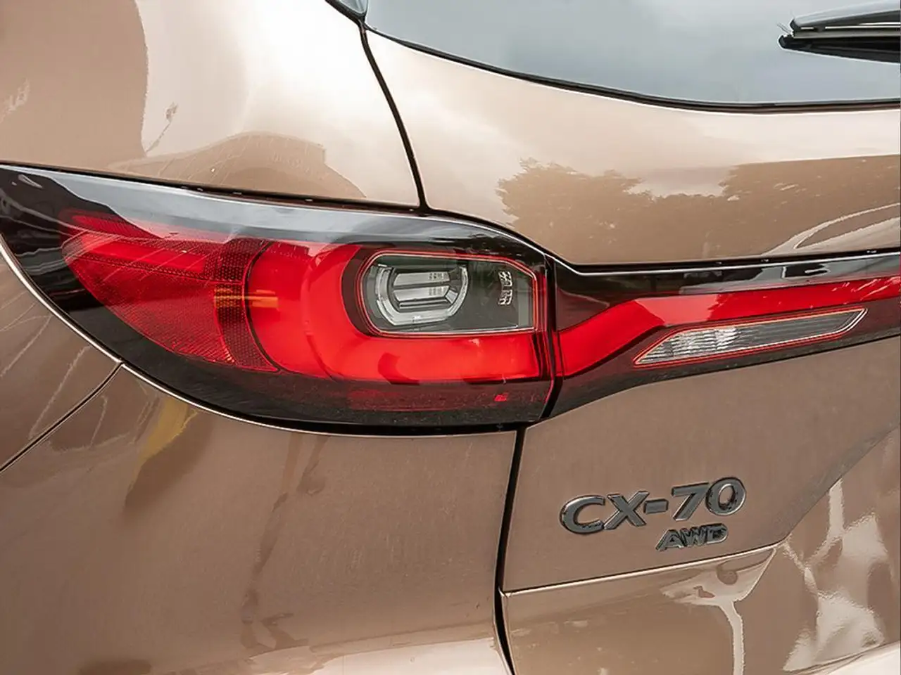 Mazda CX-70 PHEV снимка Mazda CX-70 PHEV