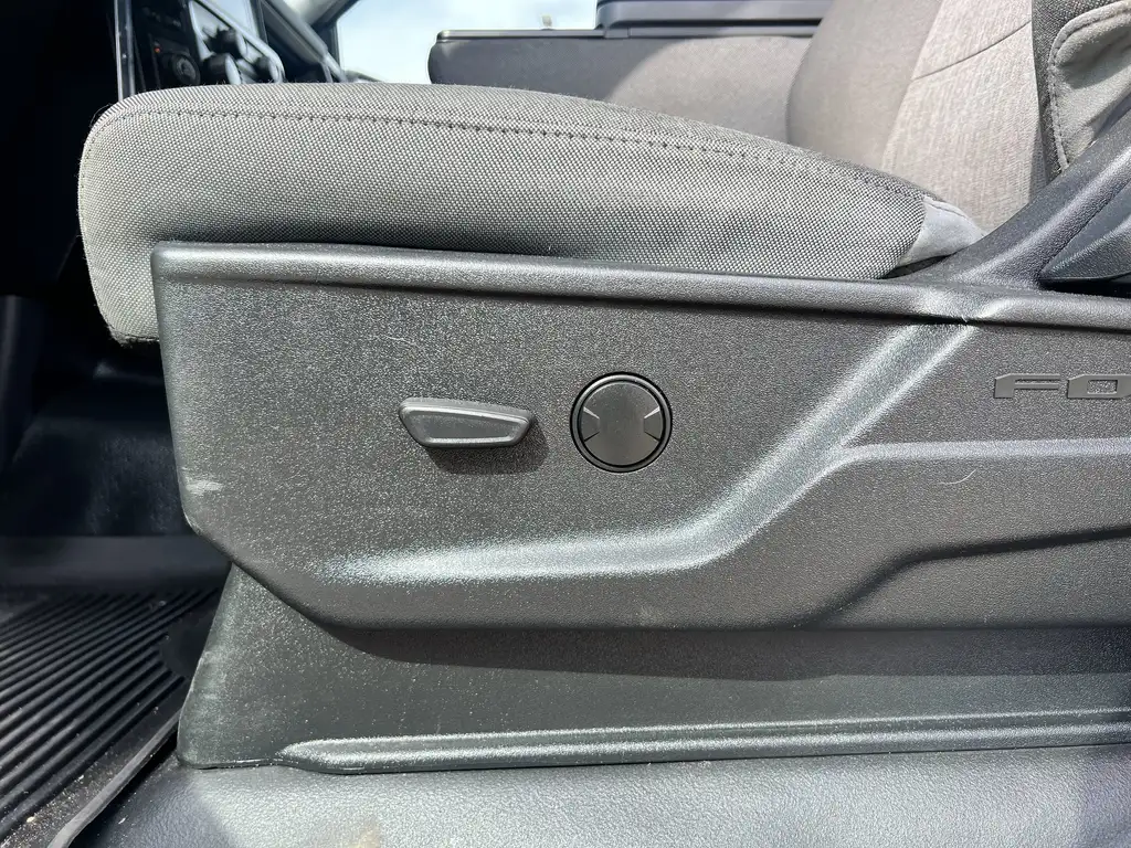 2024 Ford F-150 SuperCrew XL SuperCrew 157 | SYNC 4 | Tow Pkg | Fog Lights — photo 6