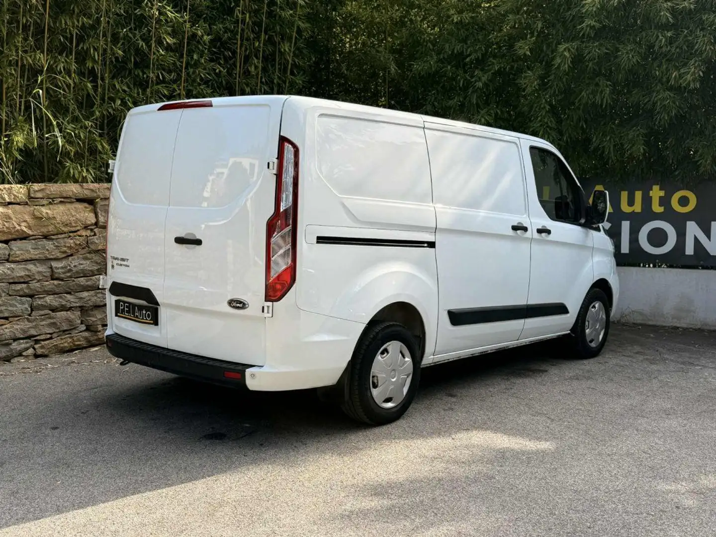 Ford Transit CUSTOM 2.0 130 BUSINESS -17 990e TTC- Blanco - 2