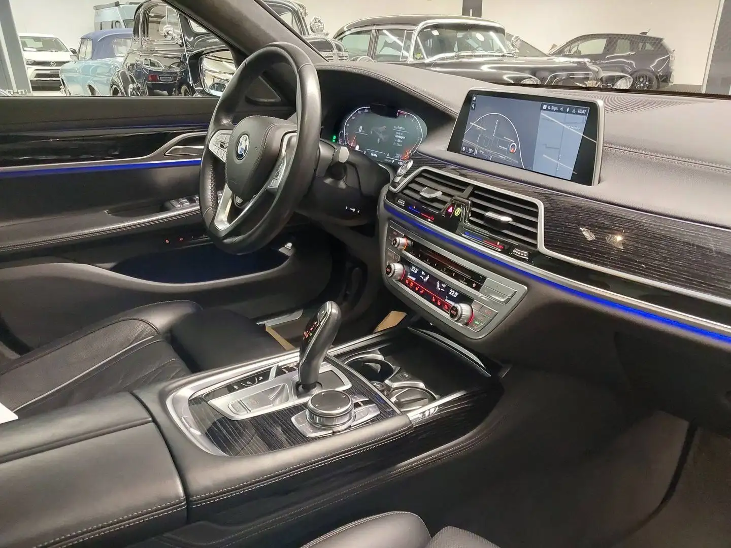 BMW 730 d|HUD|AHK|LUFTF|MEMO|MASSAG|3D|H&K|PANO| Szary - 2