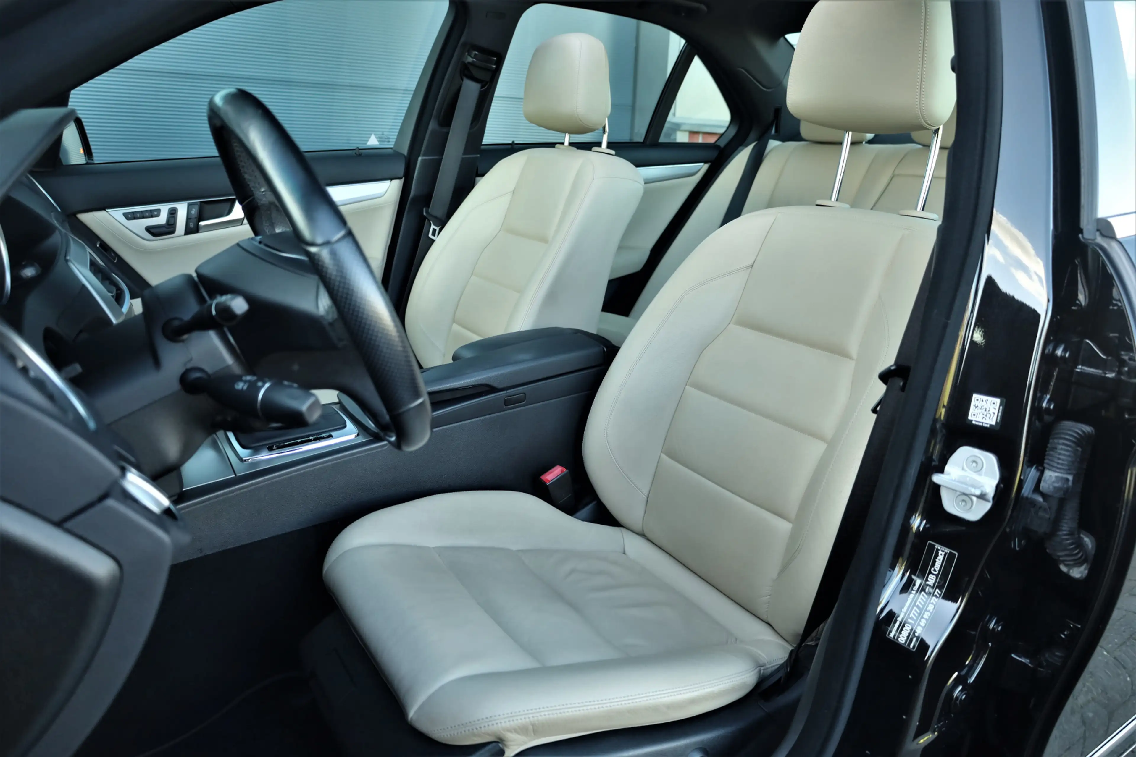 Mercedes-Benz C 350 C 4M Avantgarde — photo 7