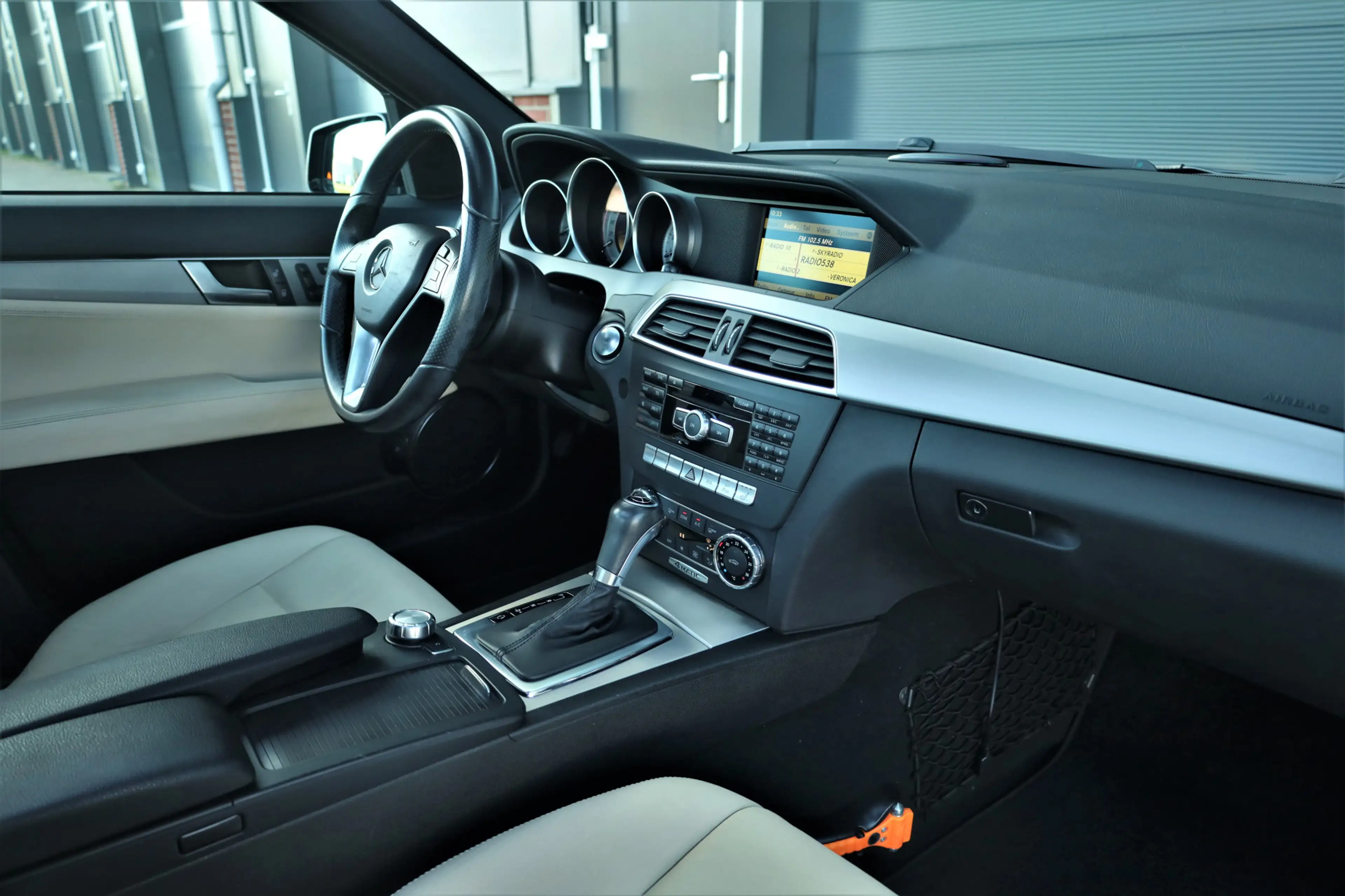 Mercedes-Benz C 350 C 4M Avantgarde — photo 10