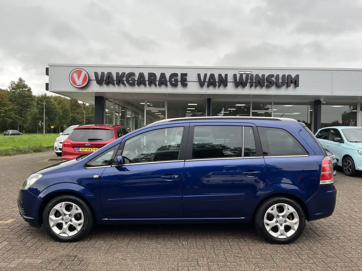 Opel Zafira 1.6 Cosmo 7 persoons Lmv Pdc Airco Nap Blauw - 2