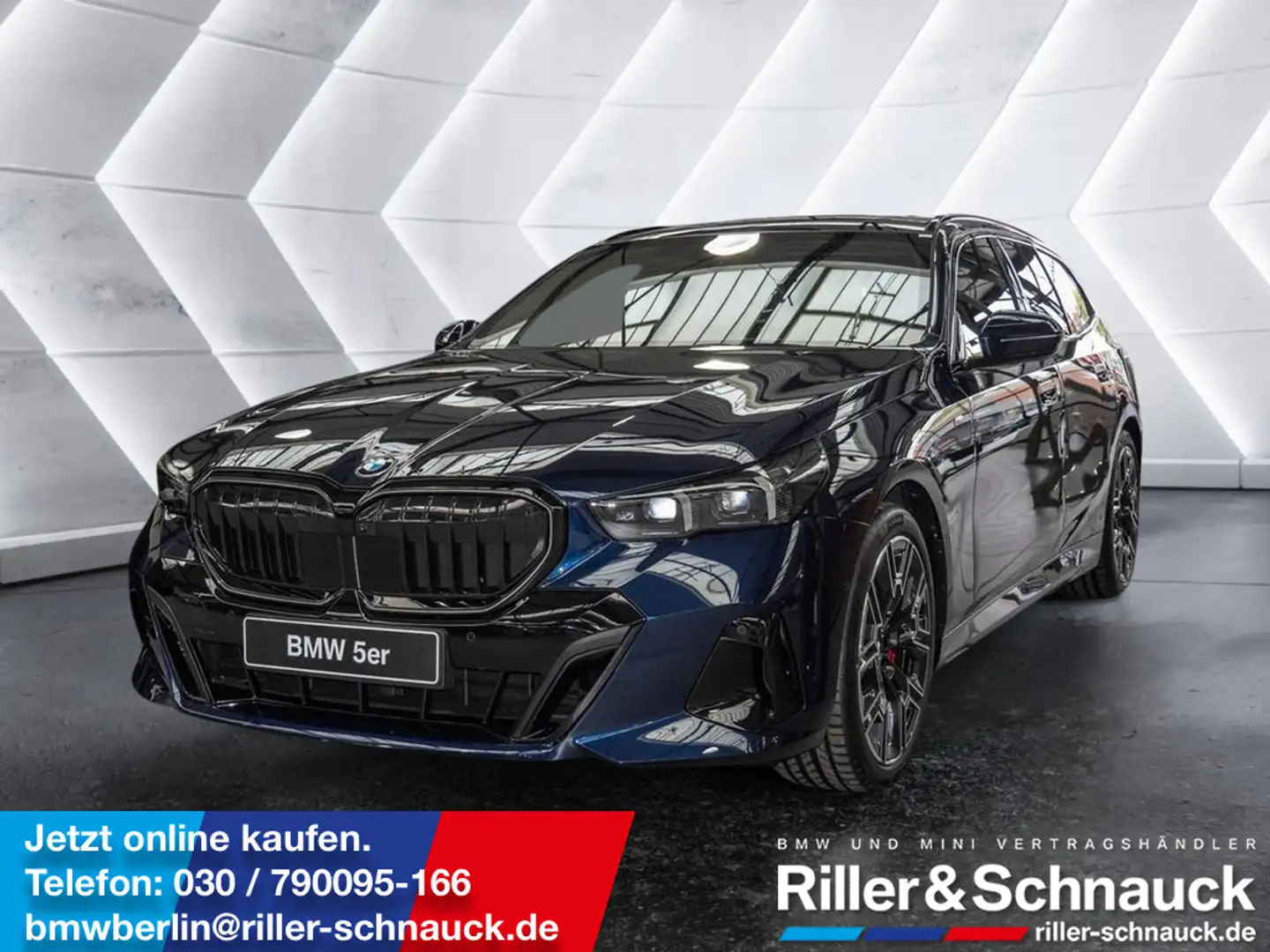 BMW 540 d Touring xDrive M-Sport HUD LED PANO 360° Blau - 1