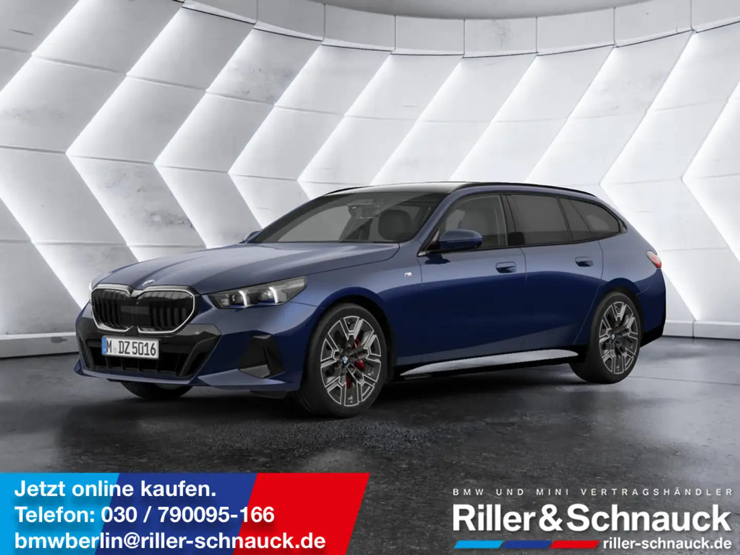 BMW 540 d Touring xDrive M-Sport HUD LED PANO 360° Blauw - 1