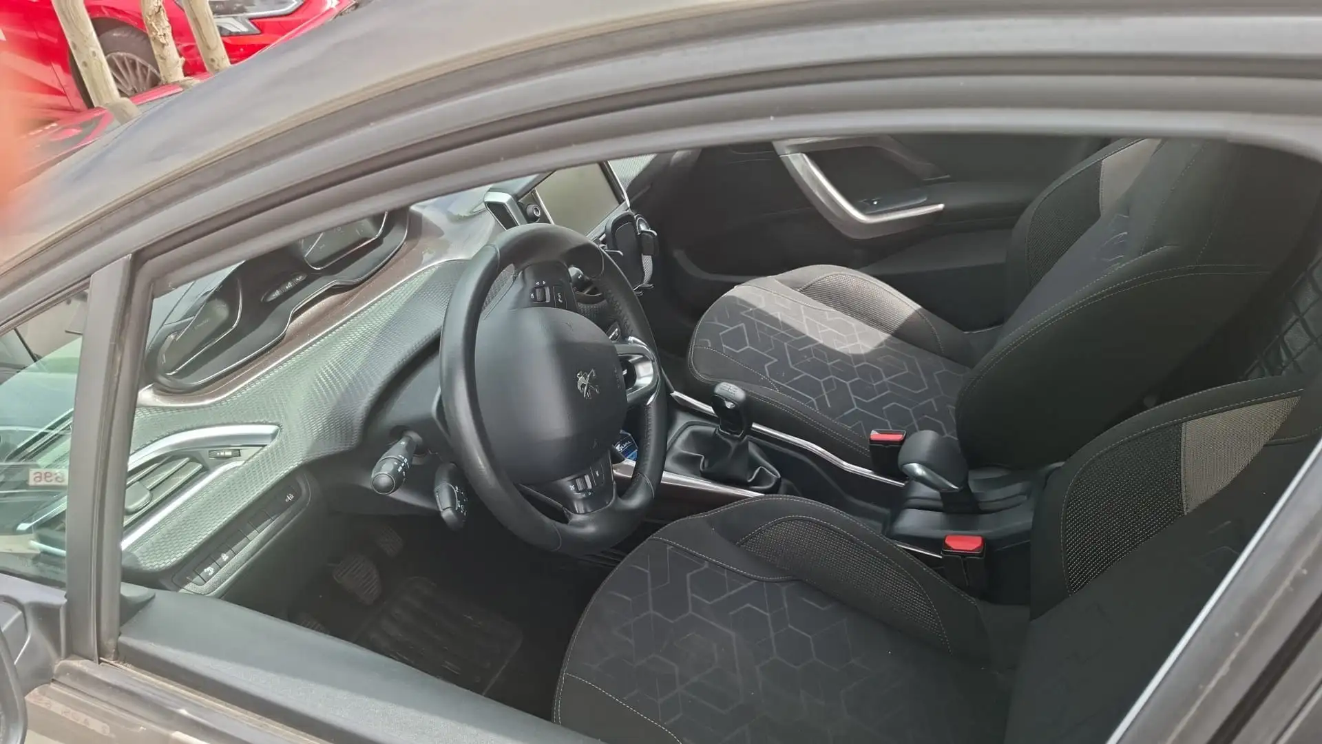 Peugeot 2008 - 2