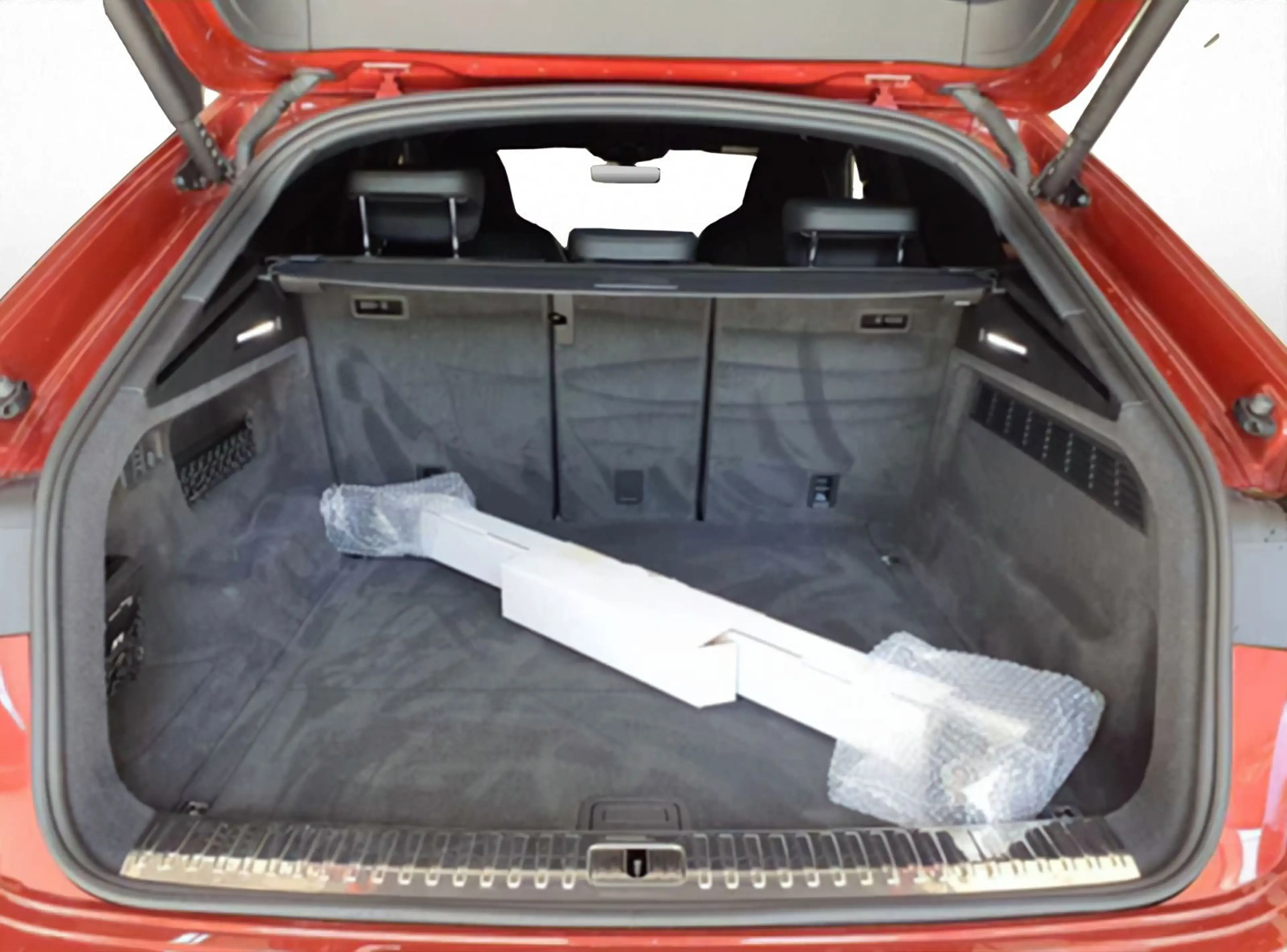 Audi RS Q8 tip*305 km/h*Keramik*B&O*HUD*Pano*Matrix*V — photo 3