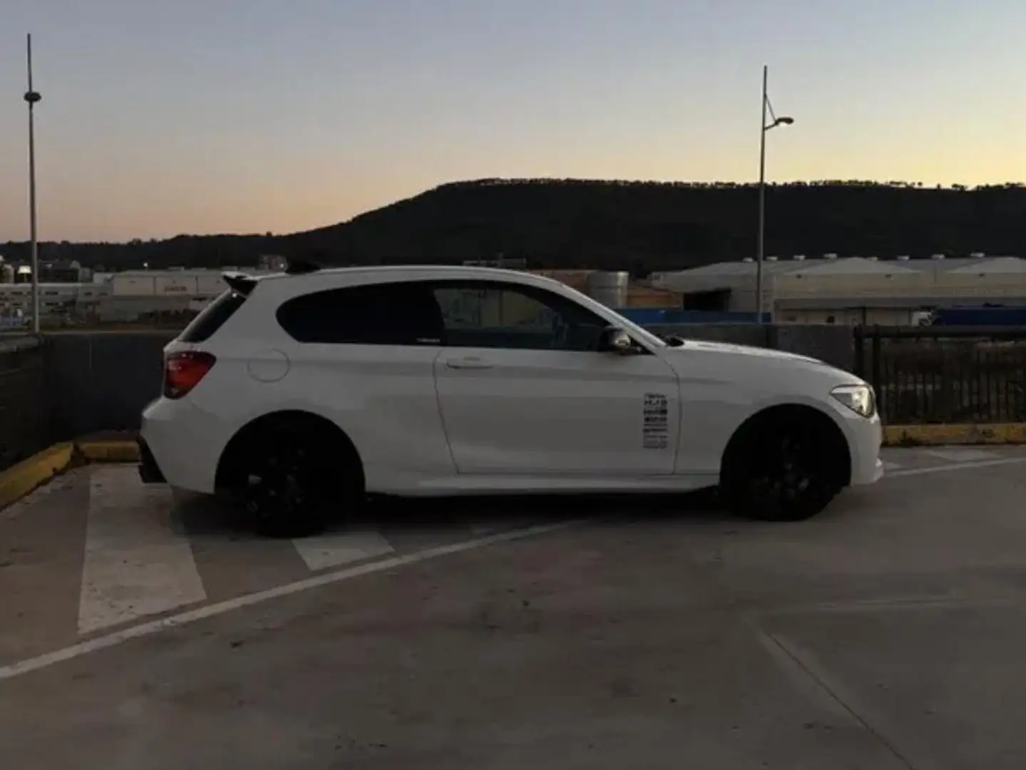 BMW 116 116d M Sport Edition M Sport Edition - 2