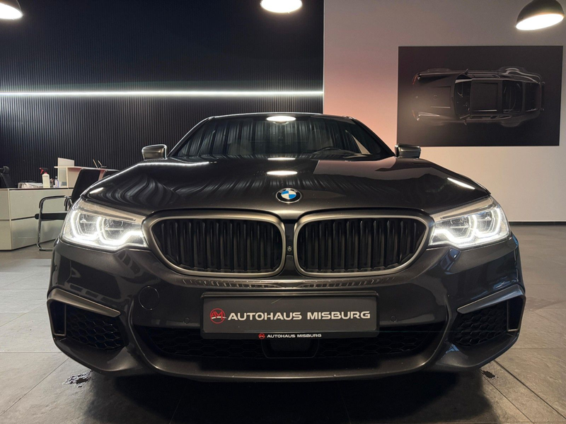 BMW 550 i xDrive Lim./Schiebedach+Head-Up+Stand-Hz — photo 2
