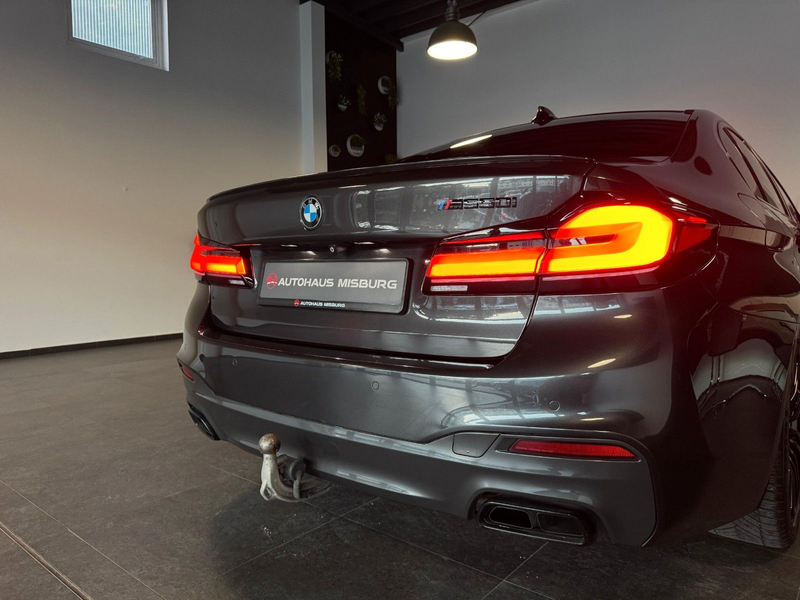 BMW 550 i xDrive Lim./Schiebedach+Head-Up+Stand-Hz — photo 10