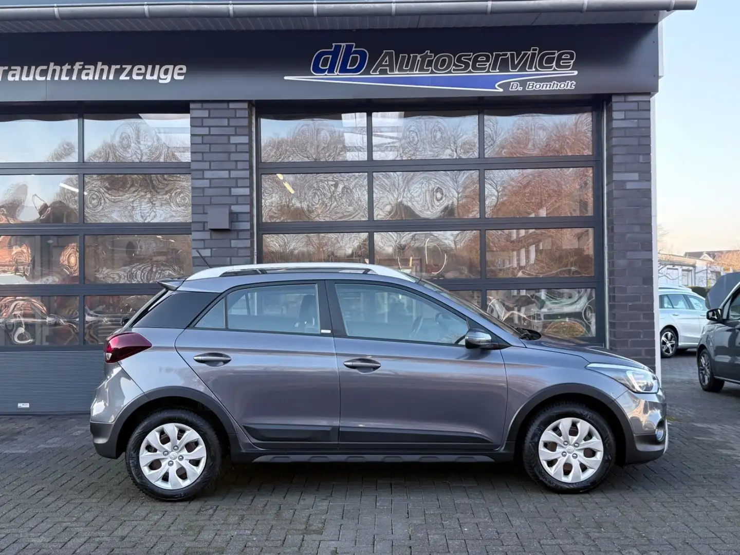 Hyundai i20 Active Select Gris - 1