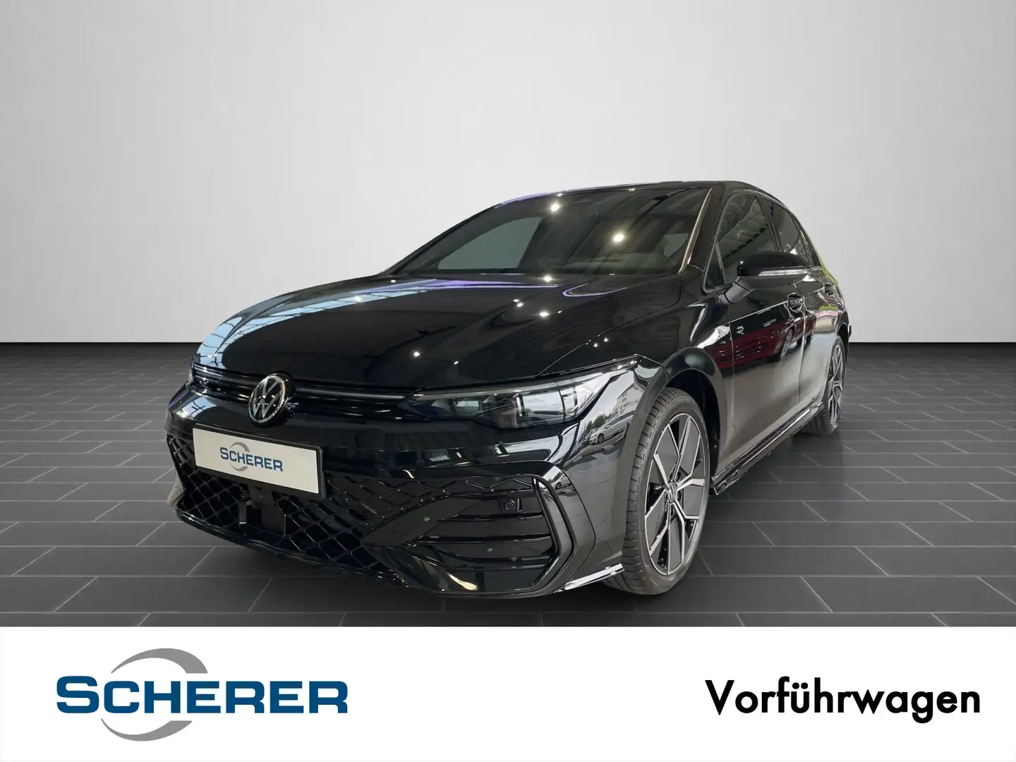 Volkswagen Golf R-Line 1,5 l eTSI 150PS DSG7 Schwarz - 1