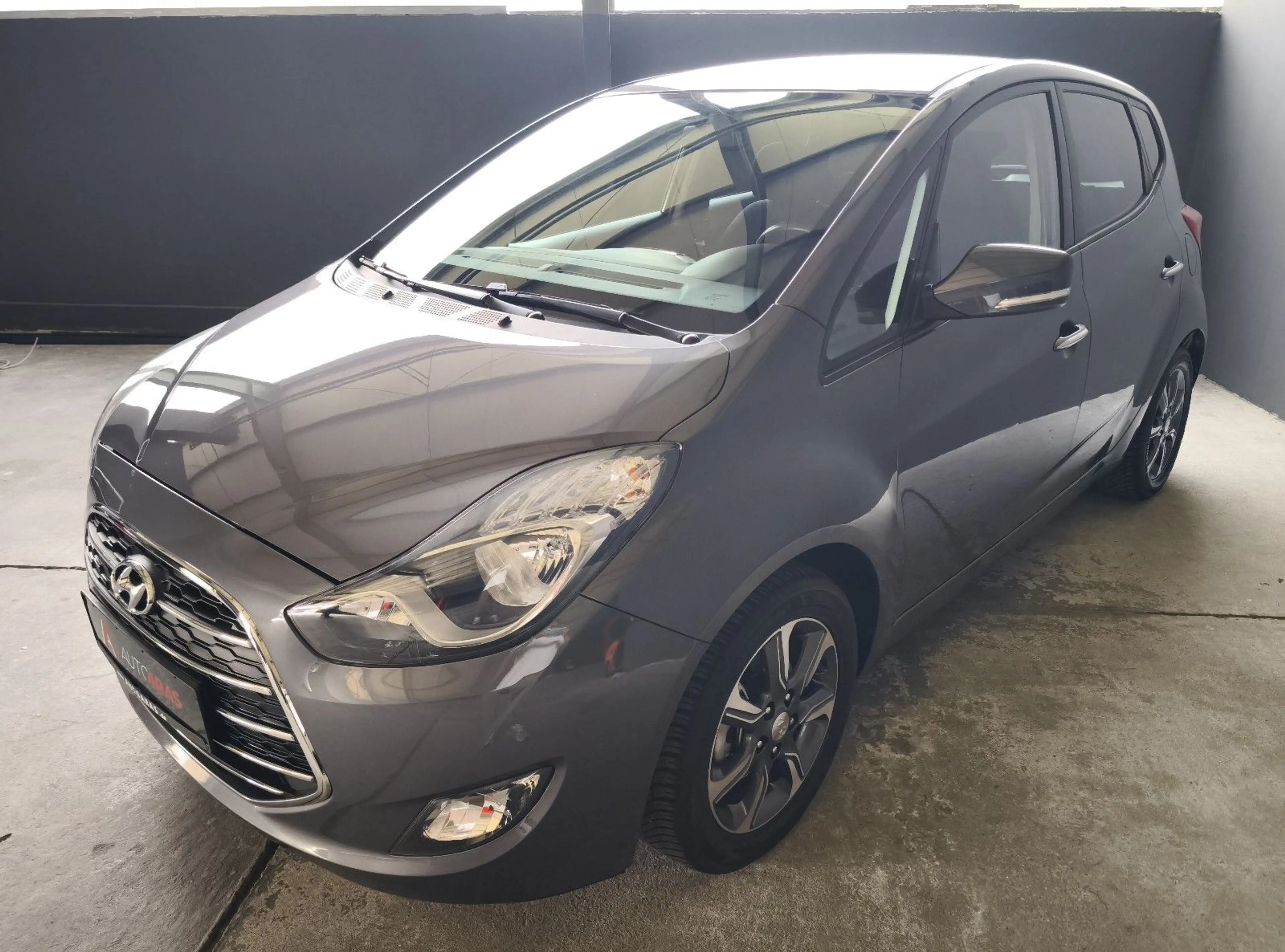 Hyundai iX20 1.6 blue YES! — photo 2