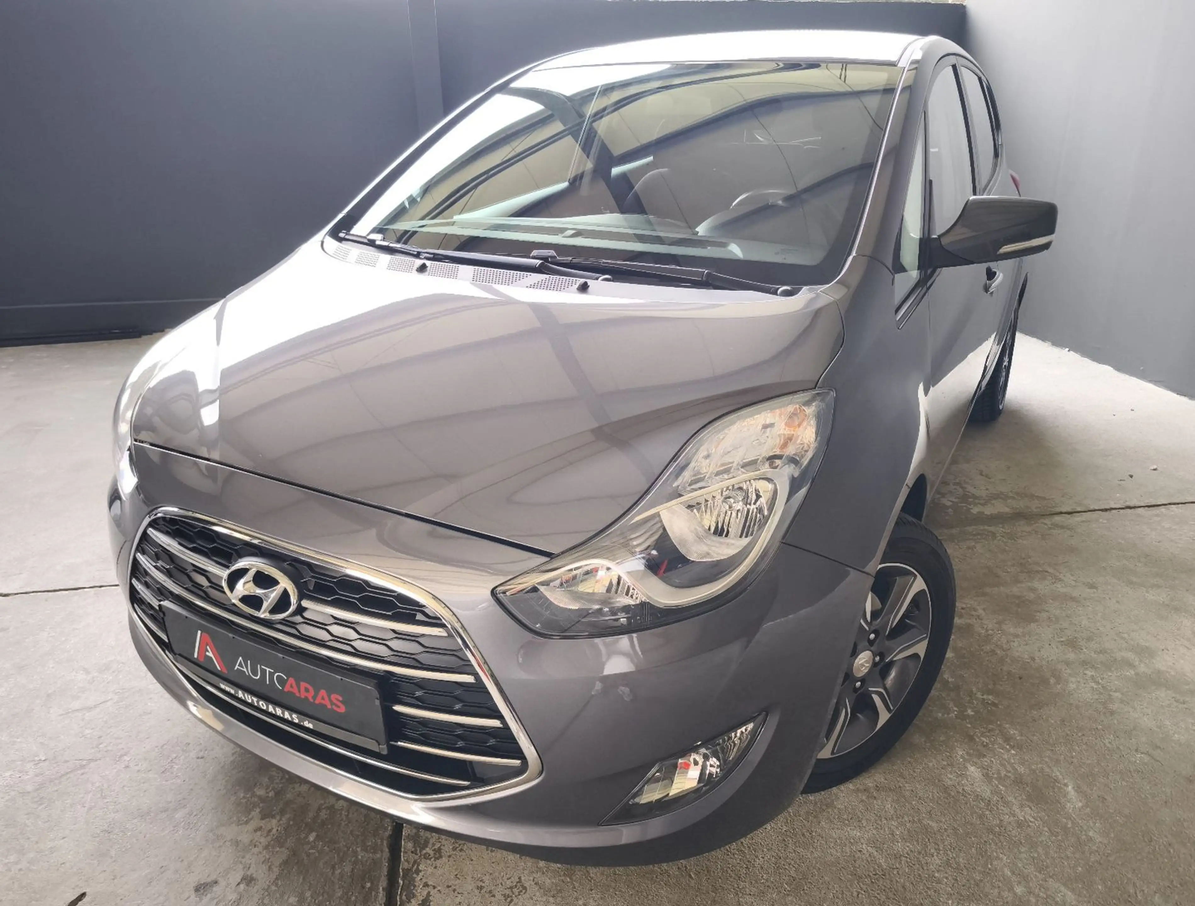 Hyundai iX20 1.6 blue YES!