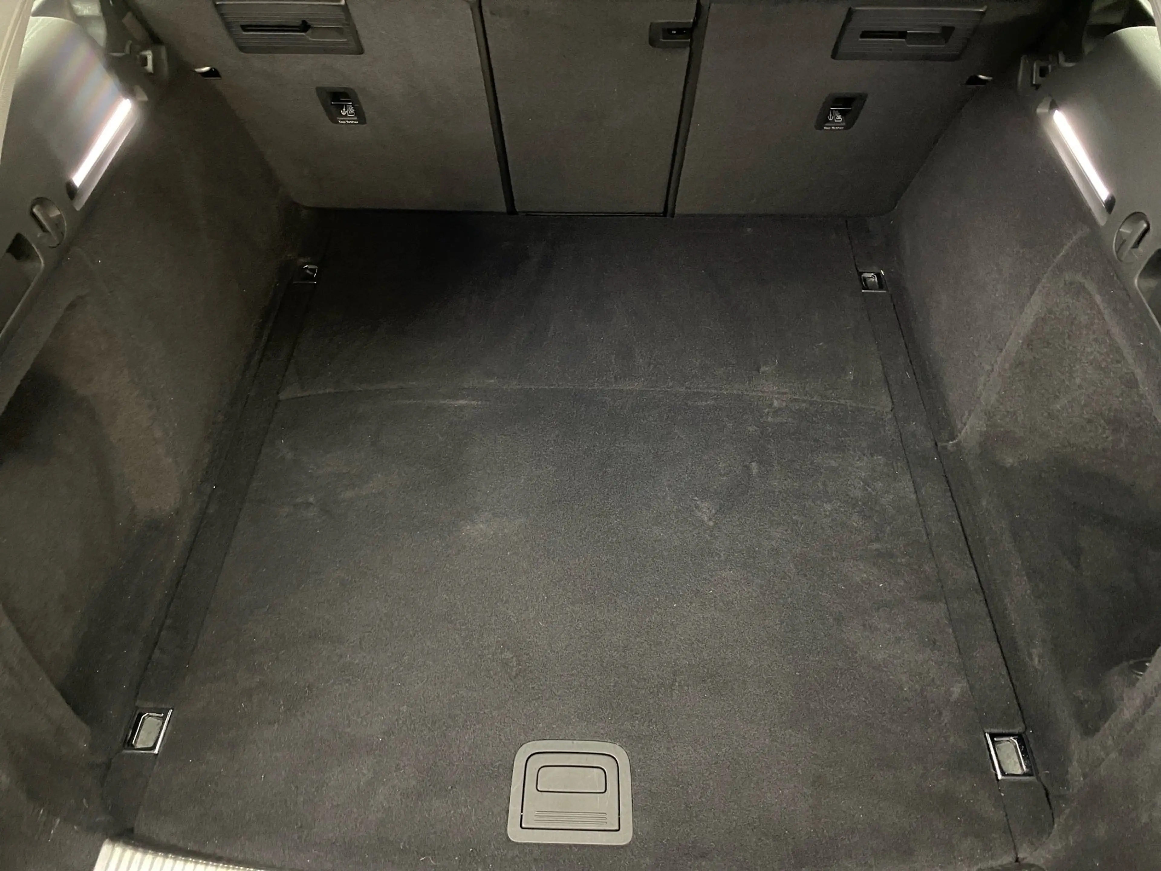 Audi A4 allroad 40 TDI quattro AHK Navi plus ACC AHK — photo 15