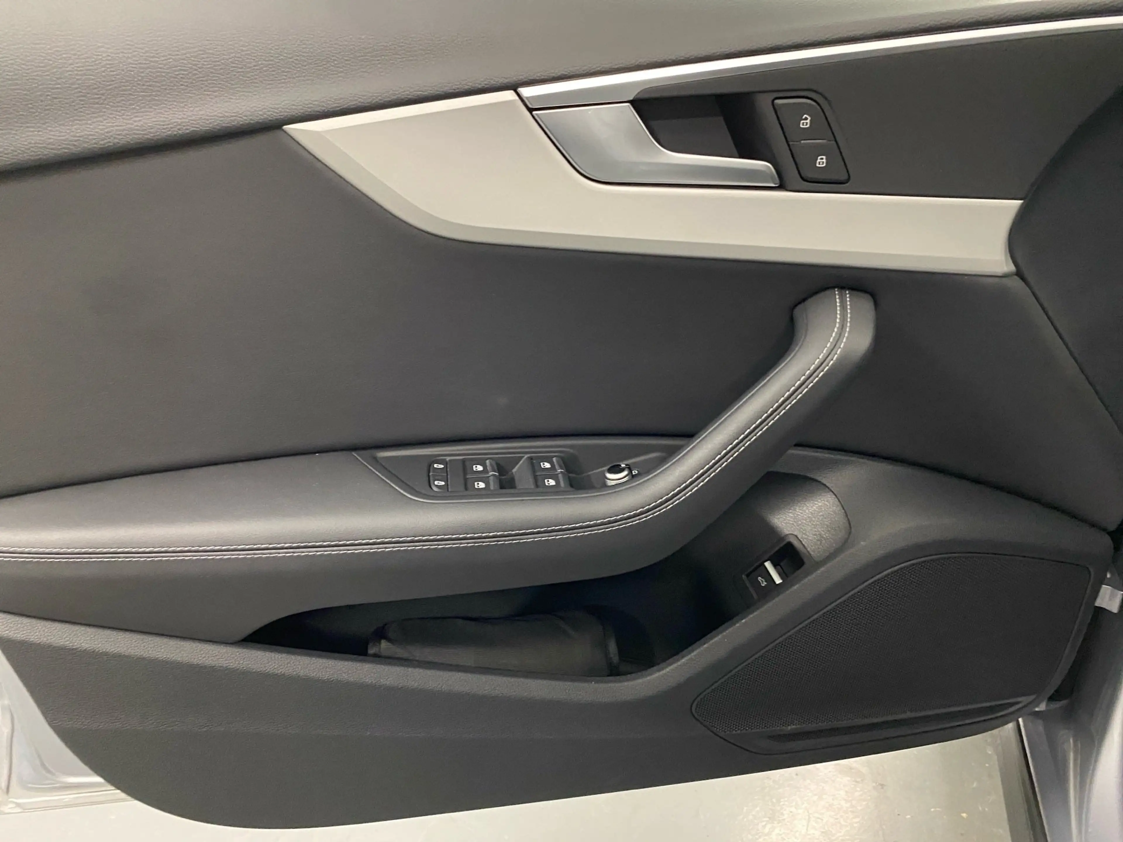 Audi A4 allroad 40 TDI quattro AHK Navi plus ACC AHK — photo 12
