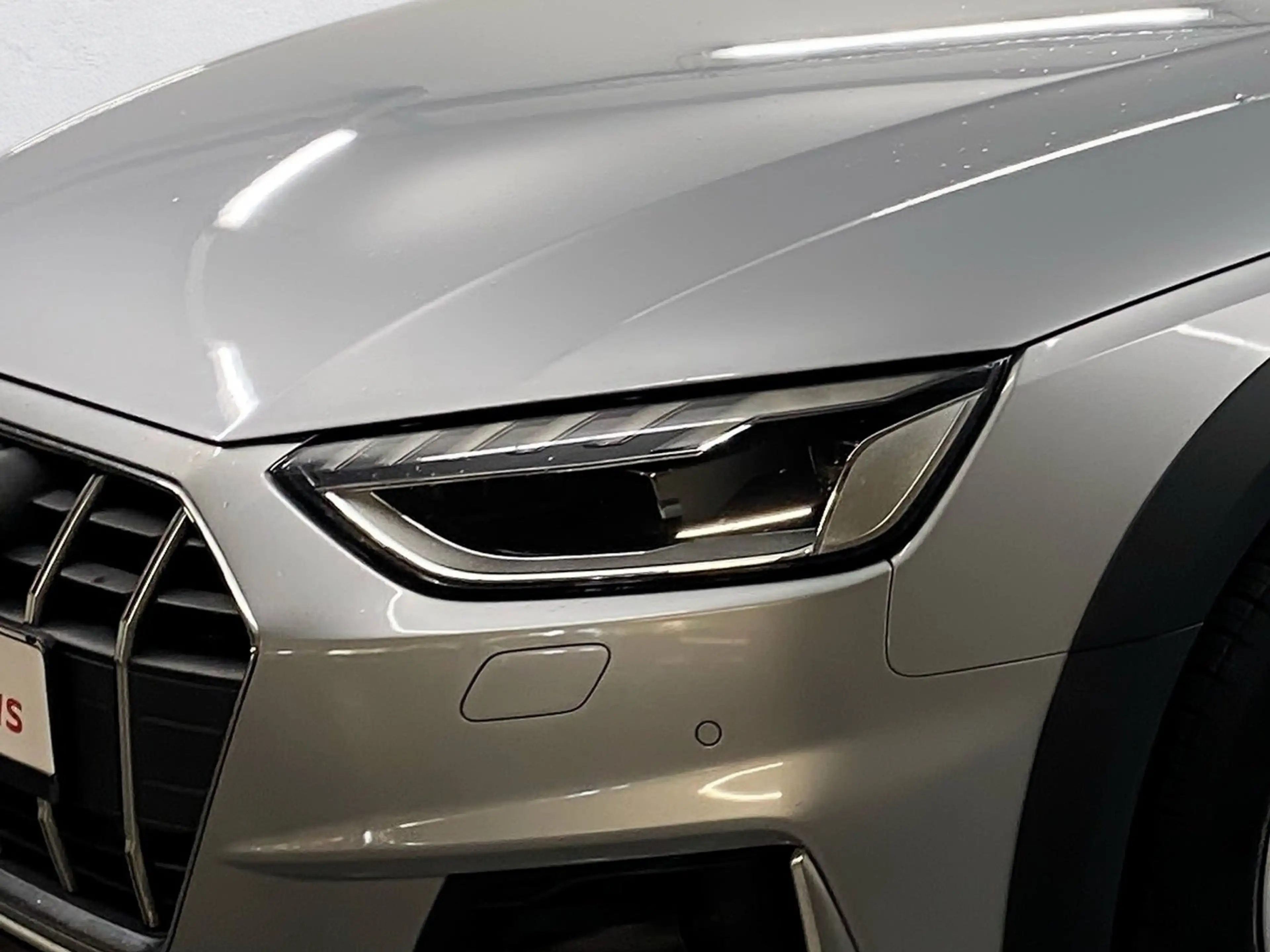 Audi A4 allroad 40 TDI quattro AHK Navi plus ACC AHK — photo 13