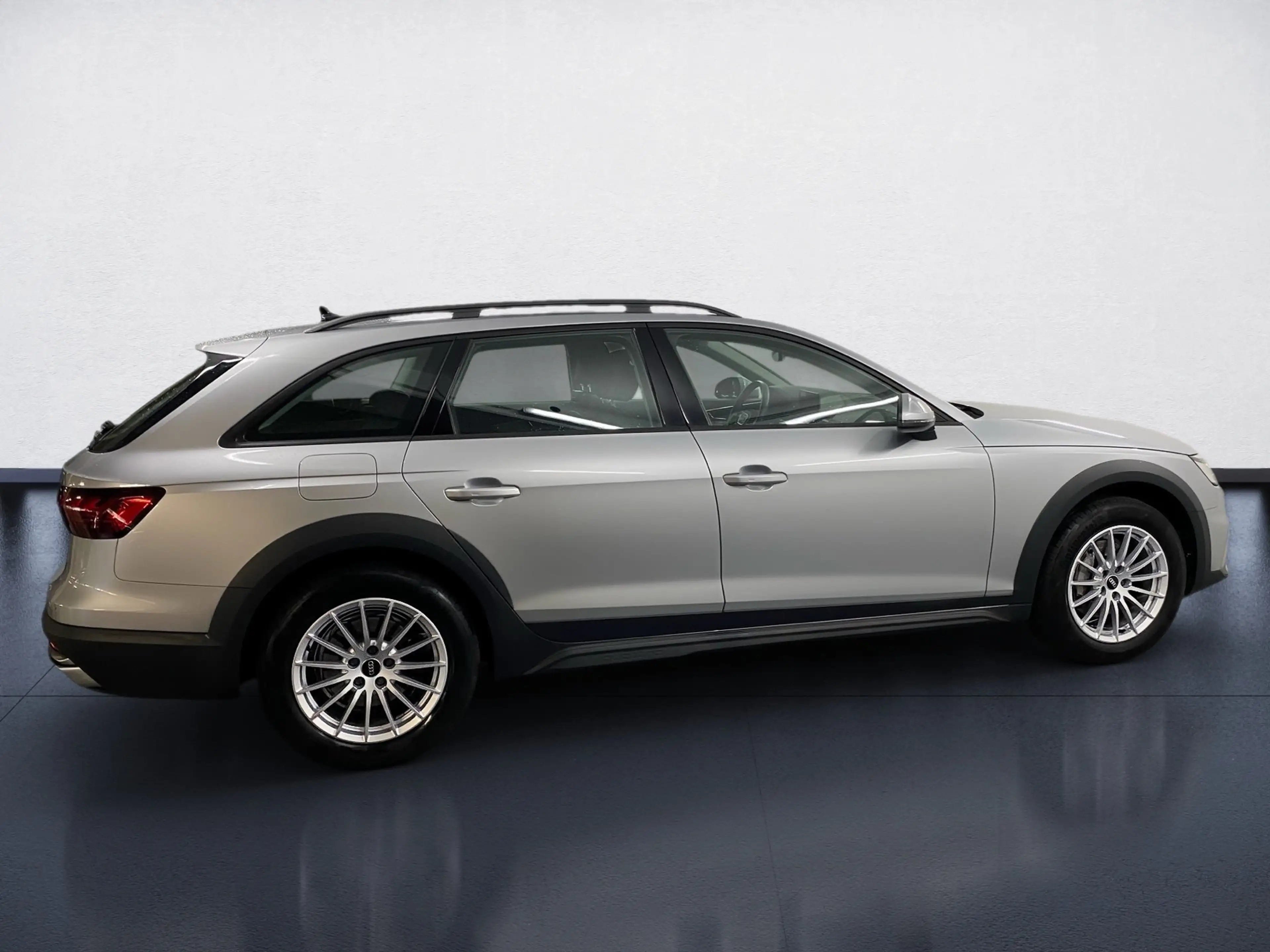 Audi A4 allroad 40 TDI quattro AHK Navi plus ACC AHK — photo 7