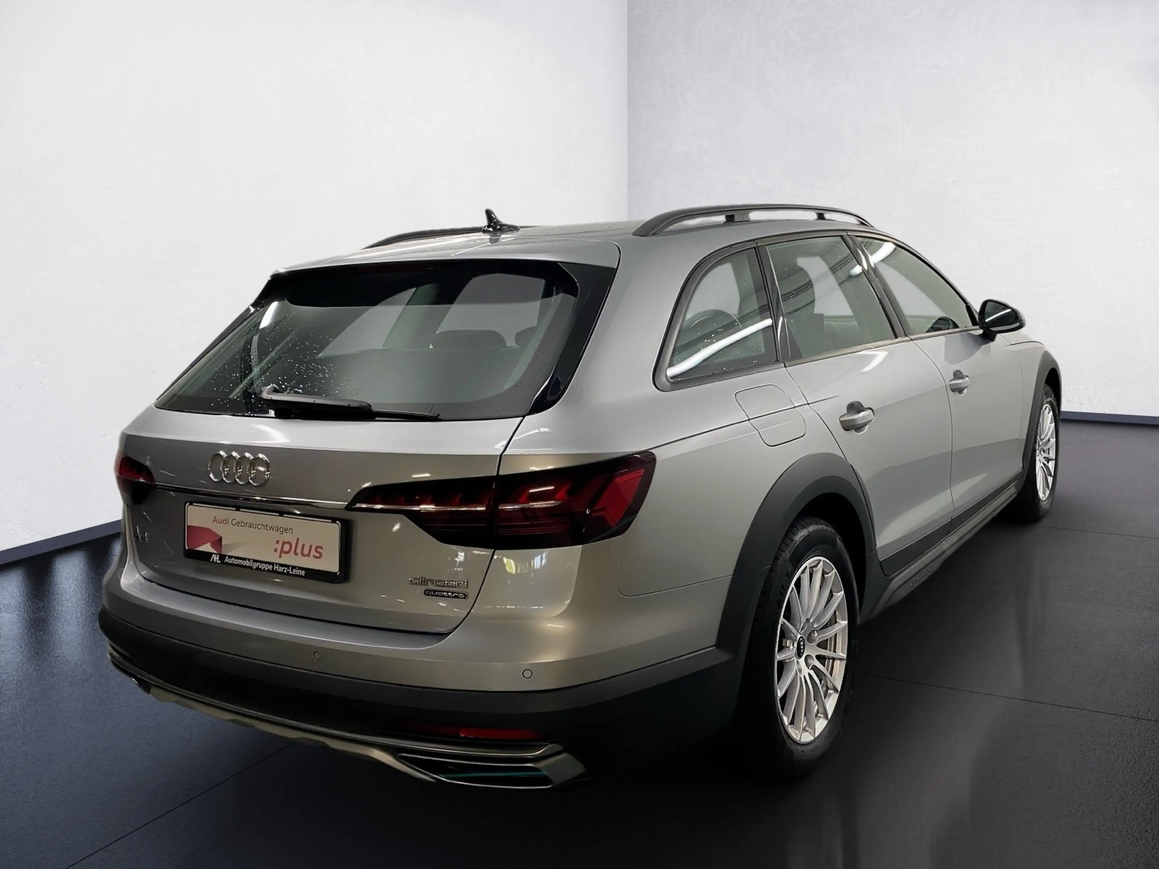 Audi A4 allroad 40 TDI quattro AHK Navi plus ACC AHK — photo 6