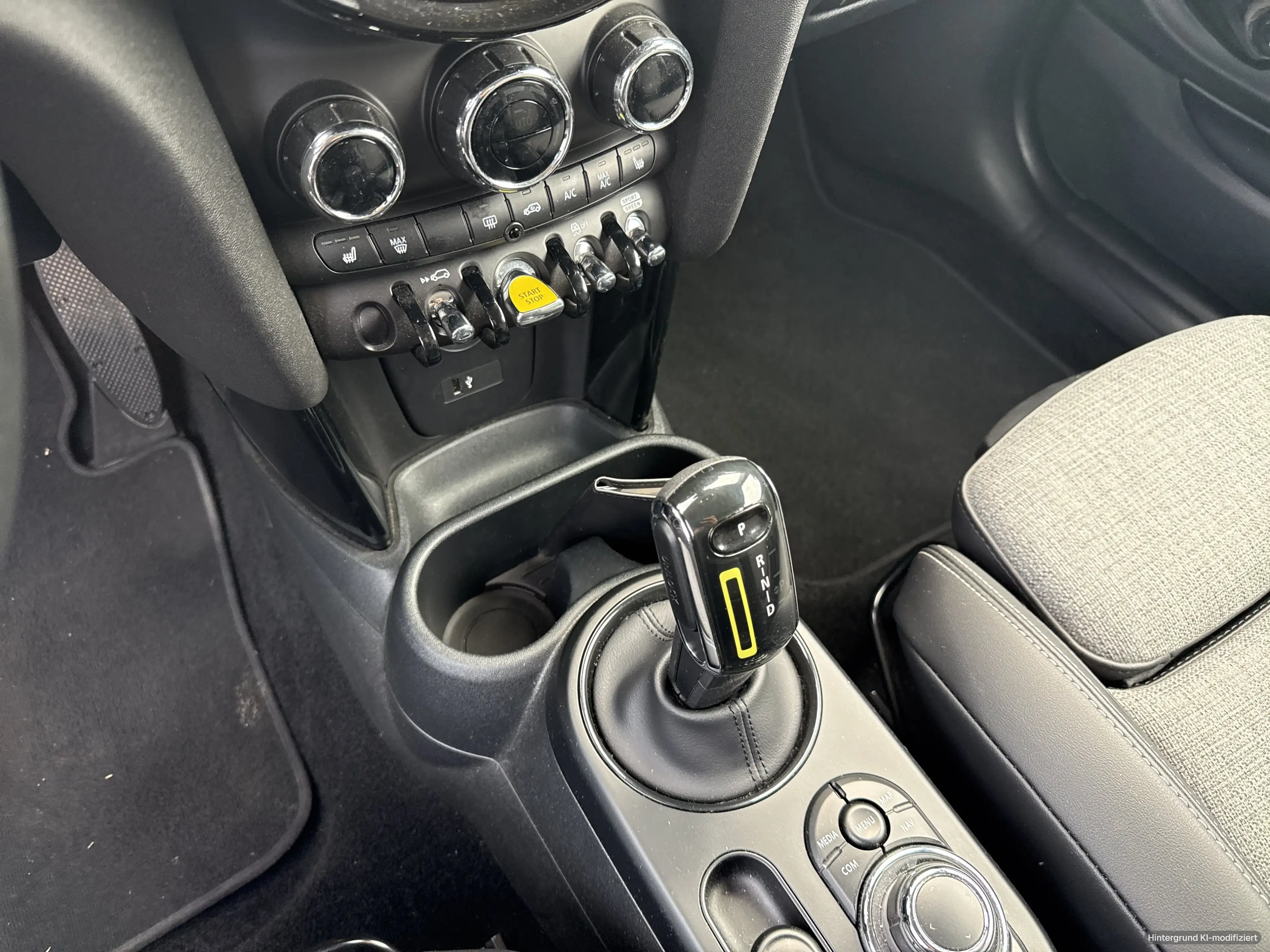 MINI Cooper SE SHZ LED PDC — photo 11