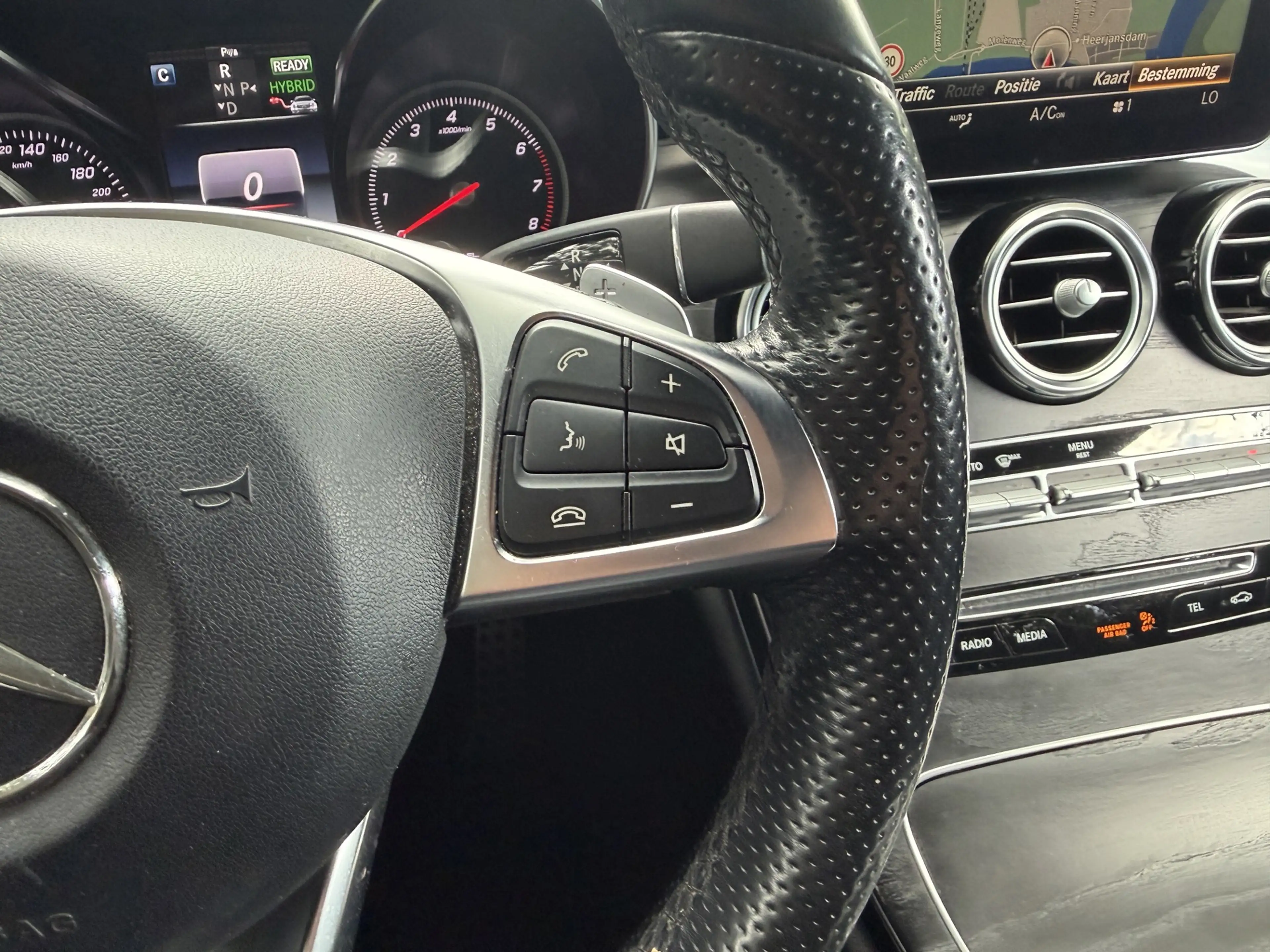 Mercedes-Benz C 350 Estate e Business Solution AMG — photo 12