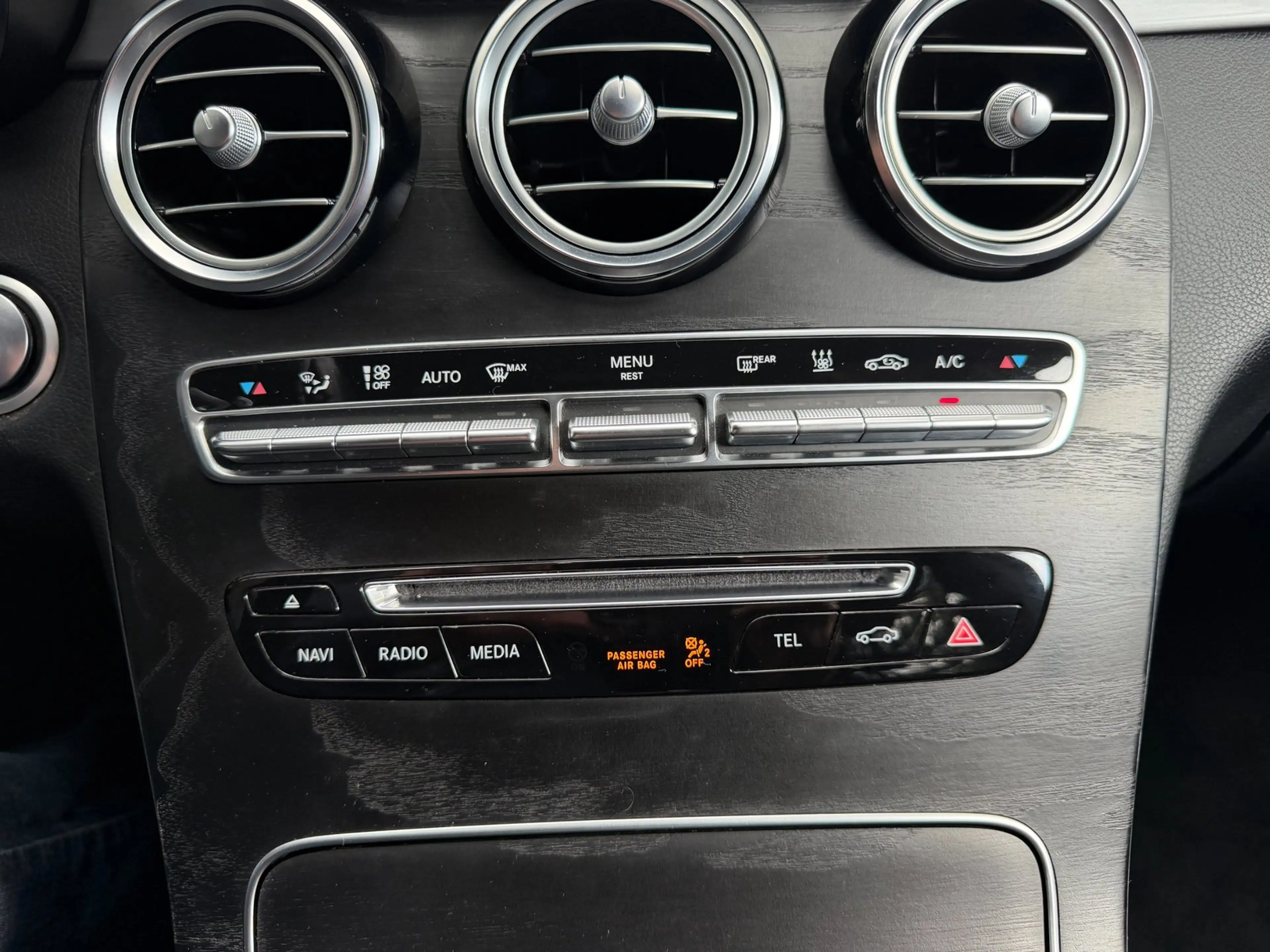 Mercedes-Benz C 350 Estate e Business Solution AMG — photo 11