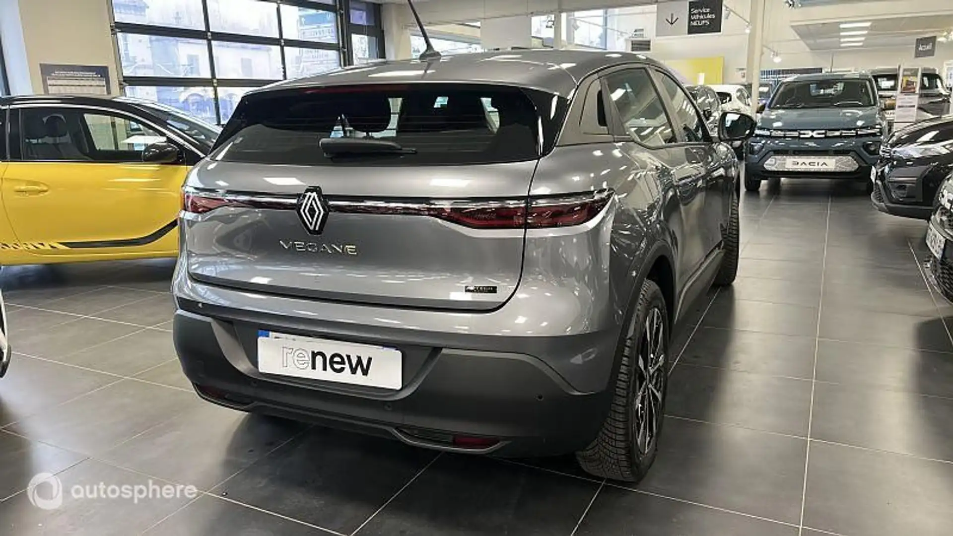 Renault Megane E-Tech Electric 130ch Evolution autonomie confort  - 2