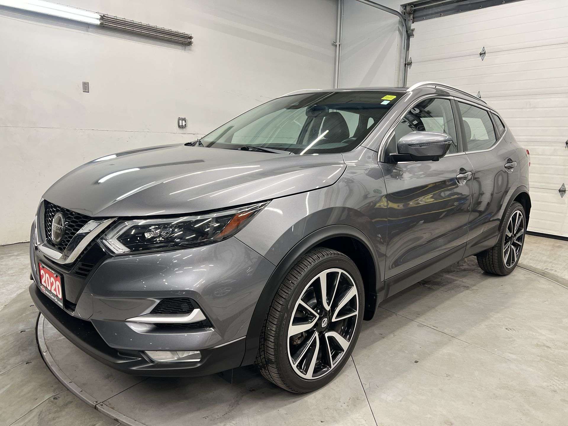 Gray 2020 Nissan Qashqai SUV / Crossover  Automatic