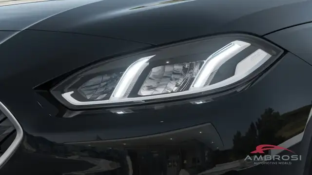 BMW 2 Series view 6