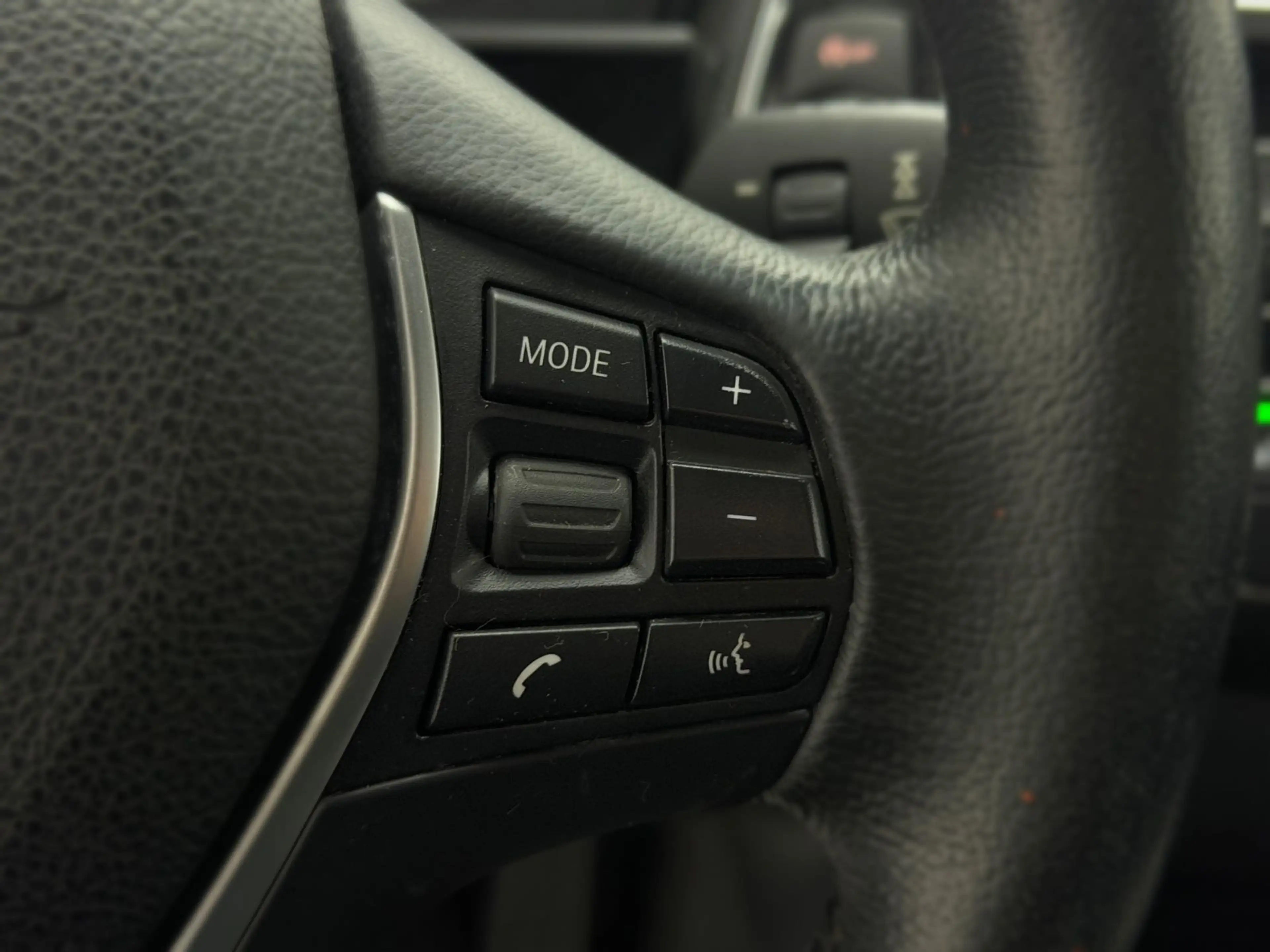BMW 118 d Automatik|Navi|PDC|SHZ|Tempo|BMW-Scheckheft — photo 15