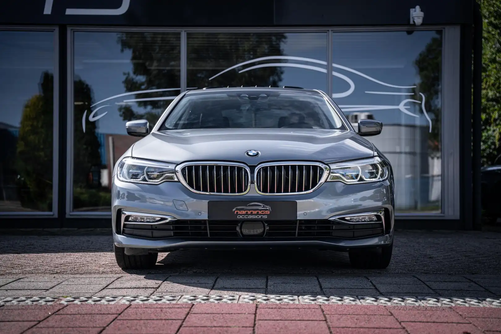 BMW 530 5-serie 530e iPerformance High Executive CarPlay|P Grijs - 2