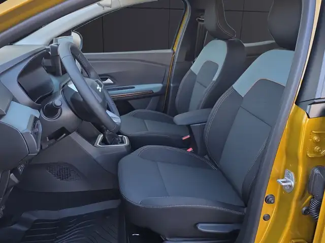 Dacia Sandero view 10