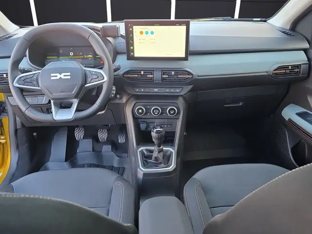 Dacia Sandero view 11