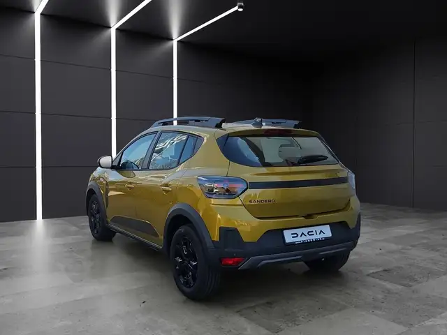 Dacia Sandero view 2