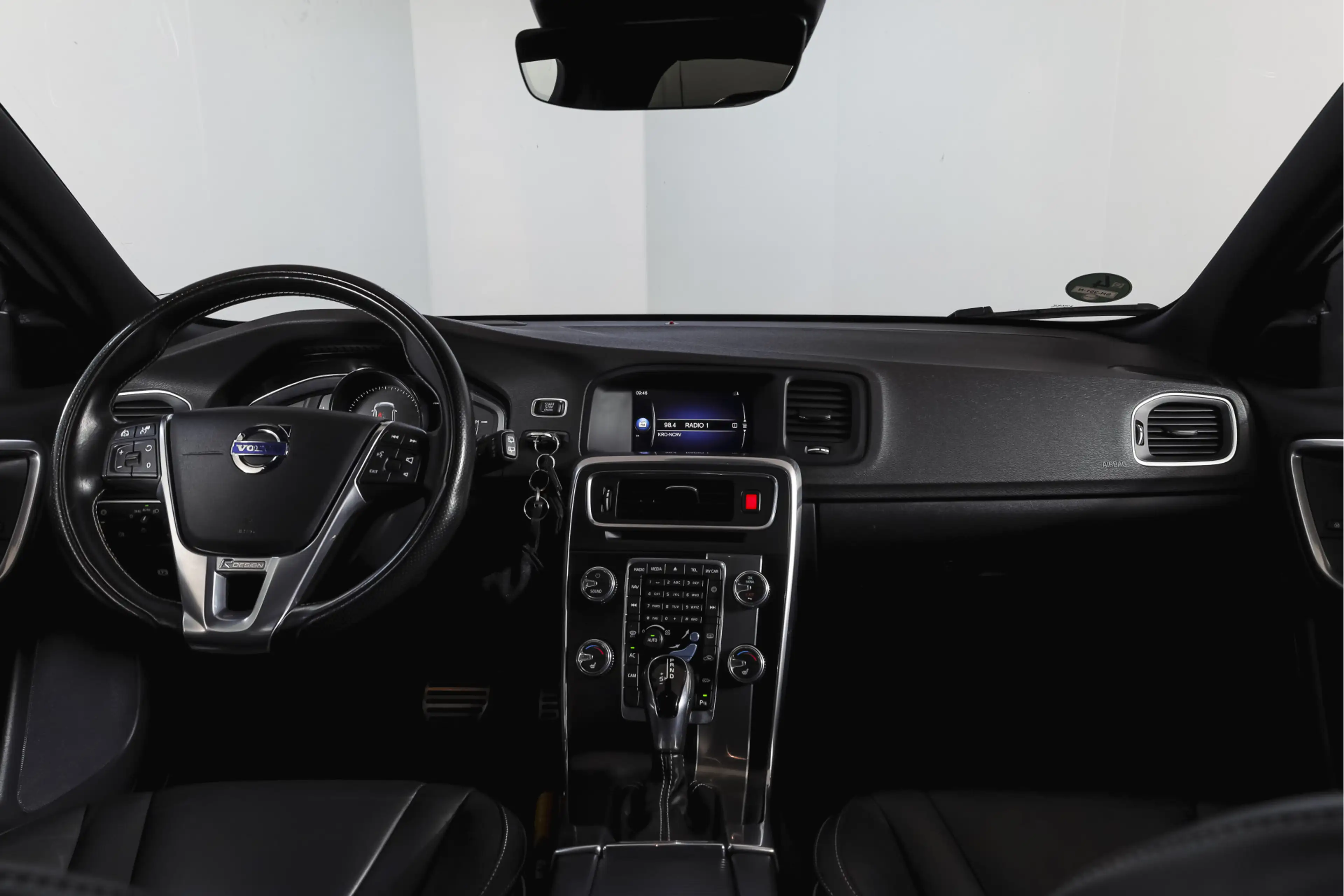 Volvo V60 2.0 T4 190 PK Business Sport - Automaat Org. NL. | — photo 3