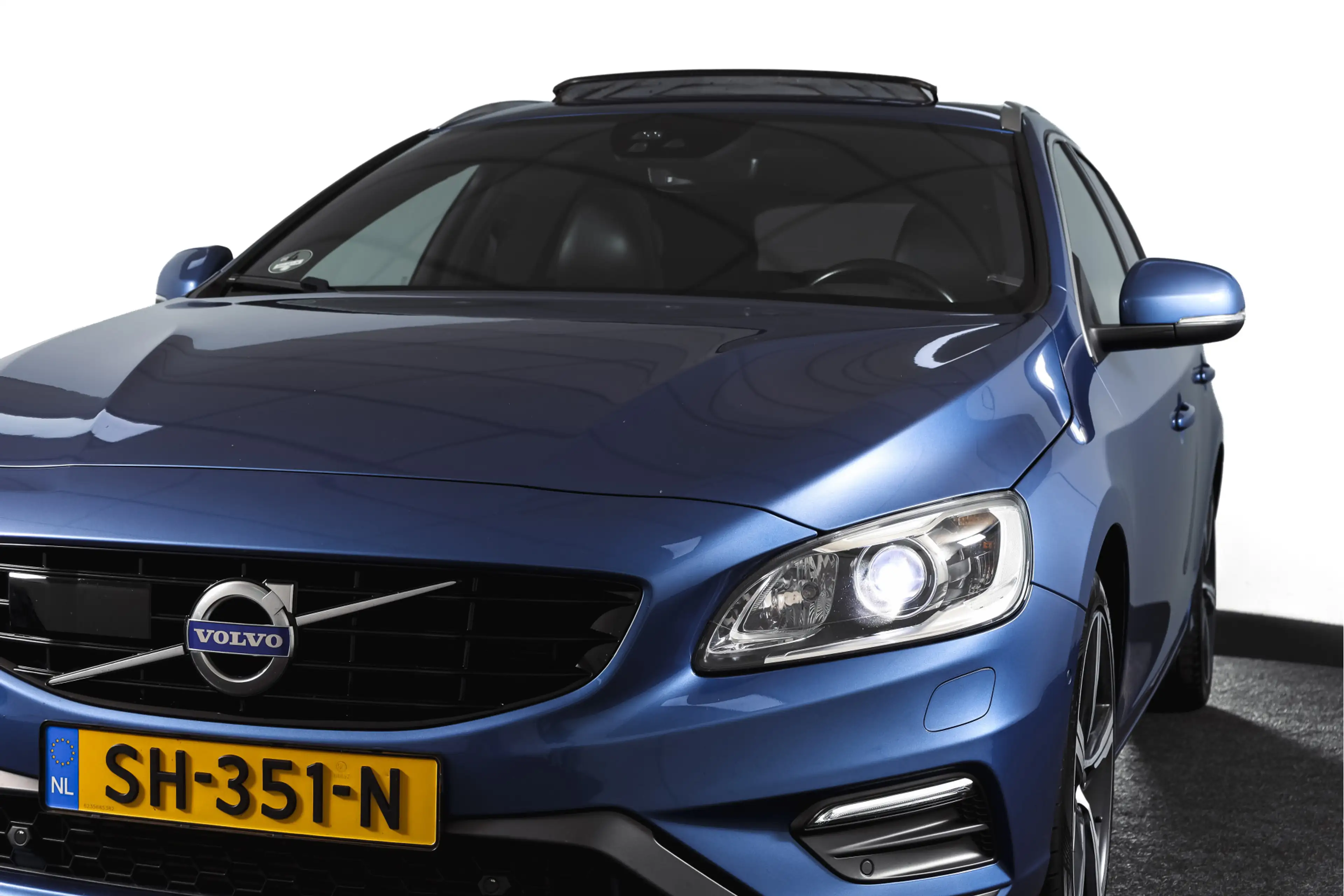 Volvo V60 2.0 T4 190 PK Business Sport - Automaat Org. NL. | — photo 37