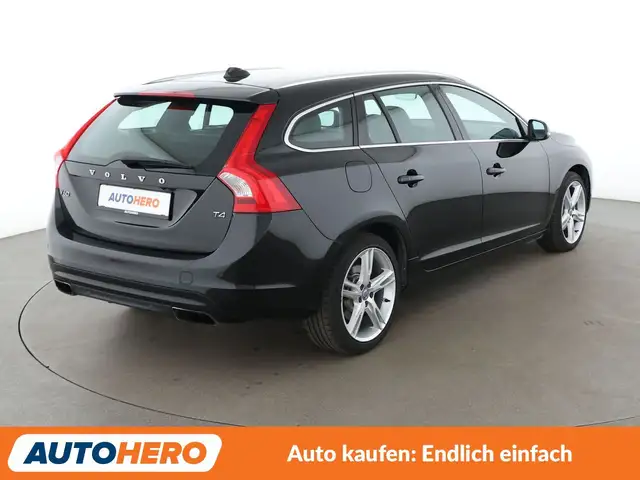 Volvo V60 view 6