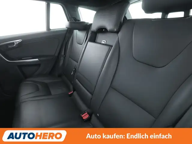 Volvo V60 view 14