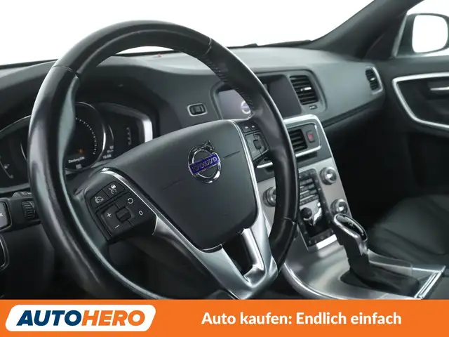 Volvo V60 view 11