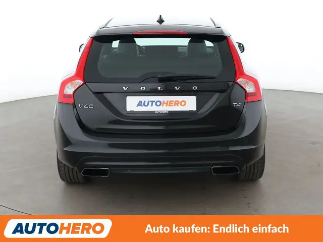 Volvo V60 view 5