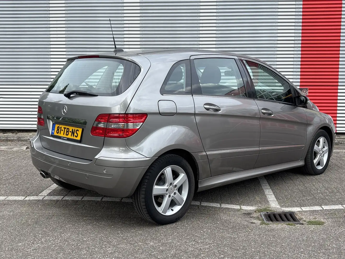 Mercedes-Benz B 180 CDI | Airco | Cruise | PDC | Grijs - 2