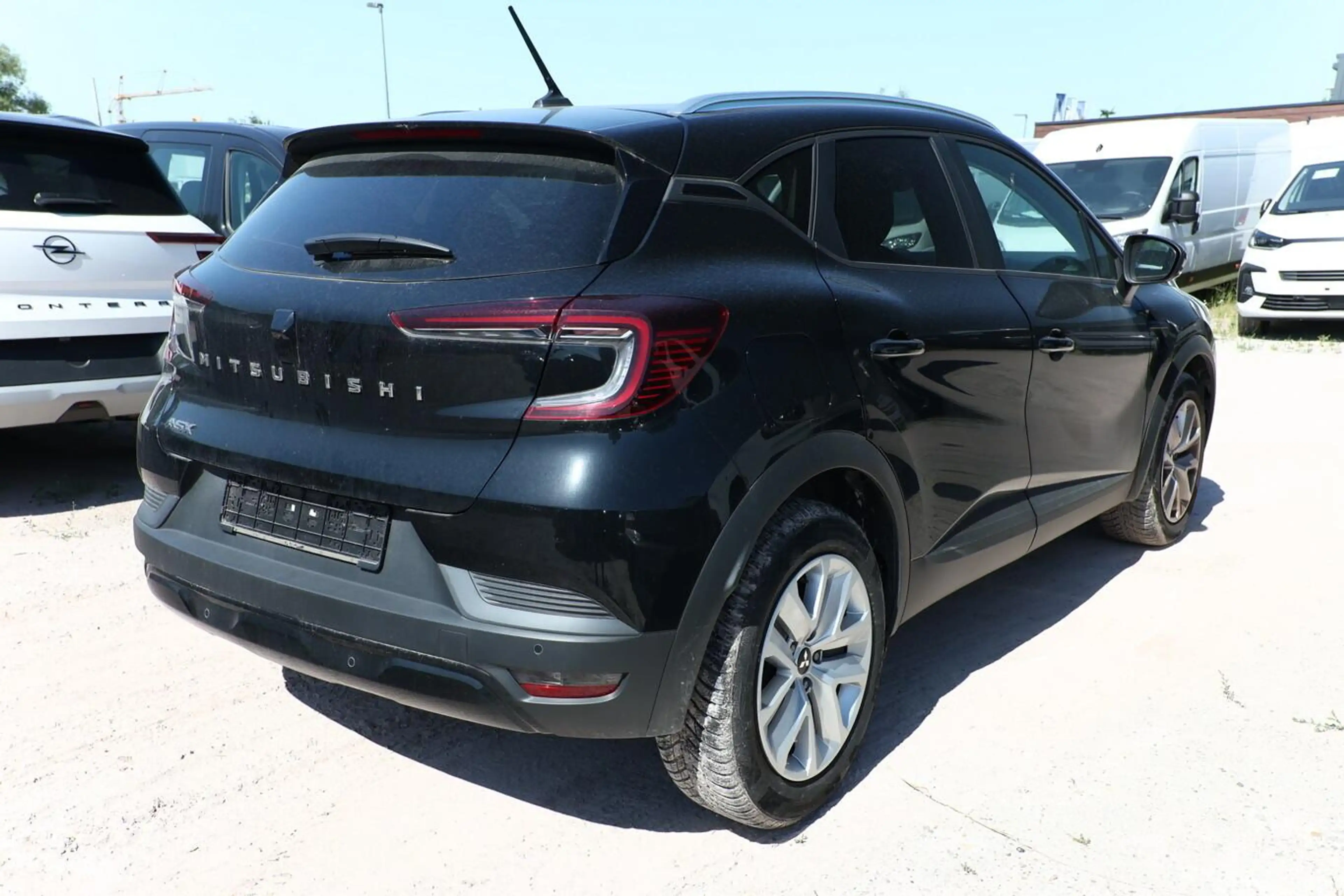 Mitsubishi ASX 1.0 Turbo 91 Plus Nav PDC Temp KeyLess DAB 67 k... — photo 3